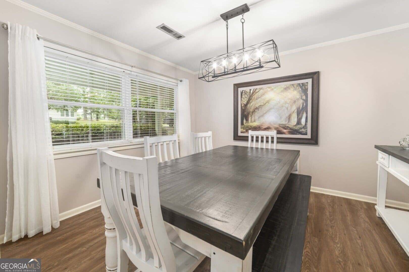 3 bedroom, 2 bathroom, 1,946 sq ft single family residence for sale at 1503 Houston Street, Dothan, AL 36303 — photo 5