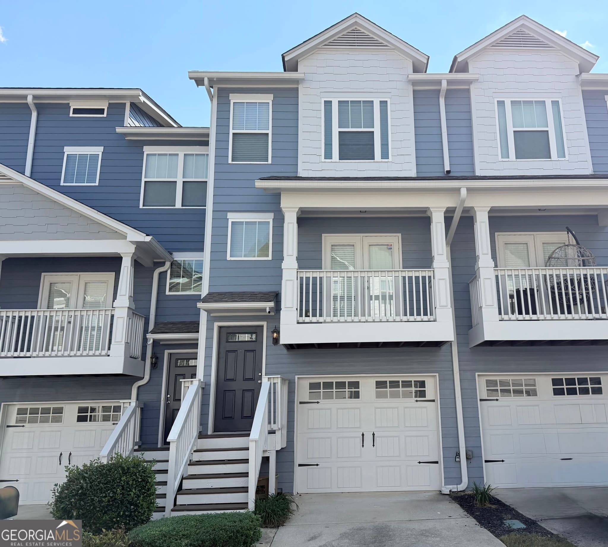 3 bedroom, 3.5 bathroom, 1,824 sq ft townhouse for rent at 3051 Liberty Way, Atlanta, GA 30318 for $2,575 a month — photo 1 of 20