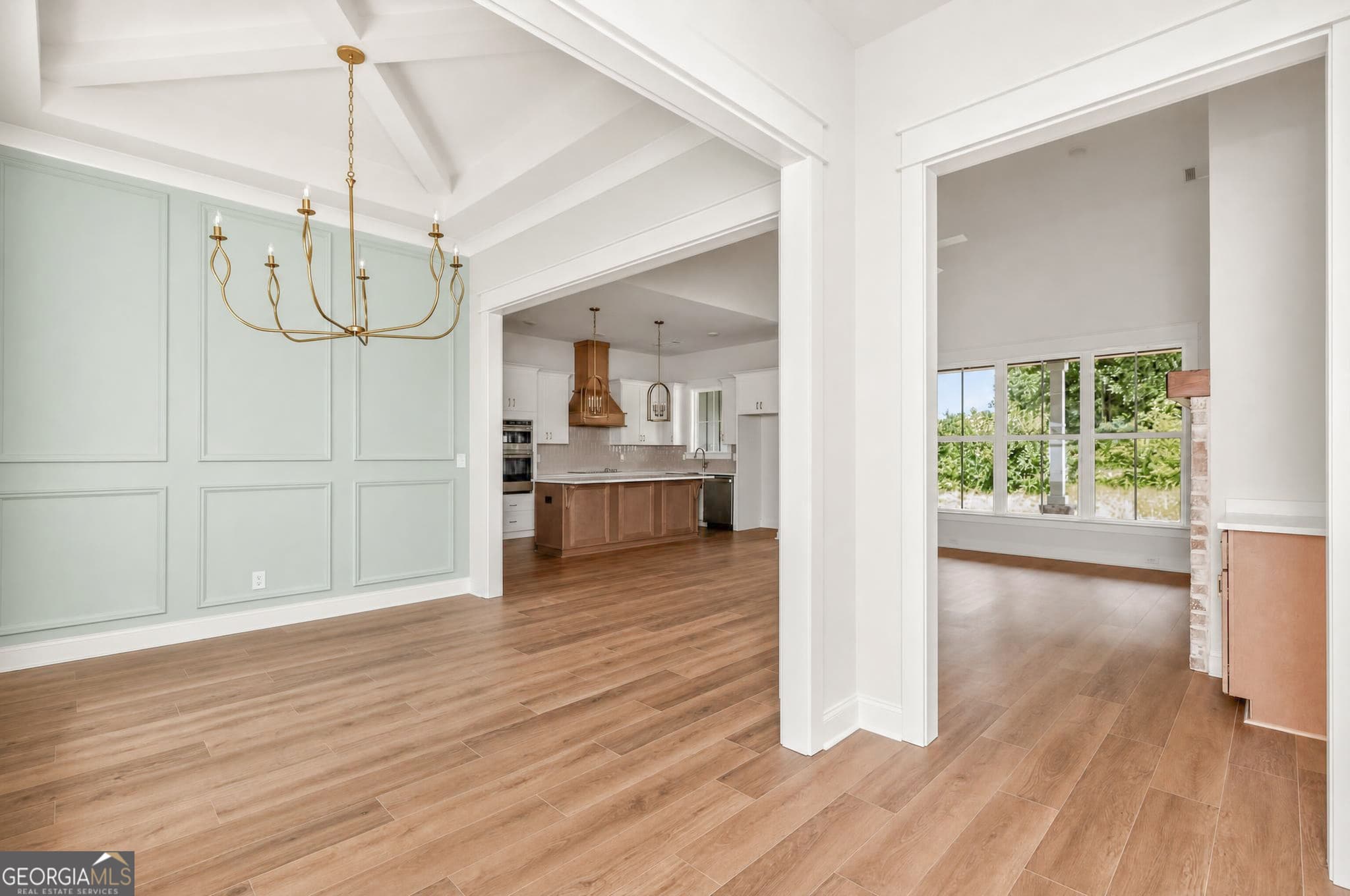 4 bedroom, 2.5 bathroom, 2,100 sq ft single family residence for sale at 1004 Country Club Road, Perry, GA 31069 — photo 5