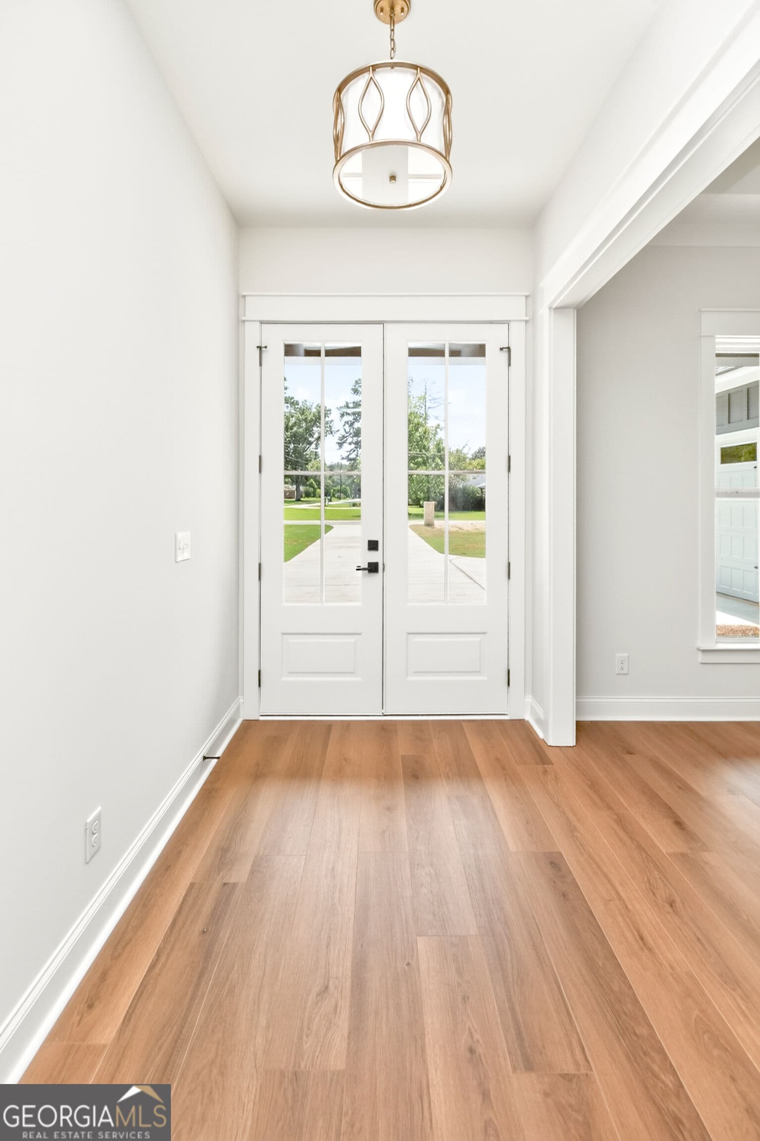 4 bedroom, 2.5 bathroom, 2,100 sq ft single family residence for sale at 1004 Country Club Road, Perry, GA 31069 — photo 4