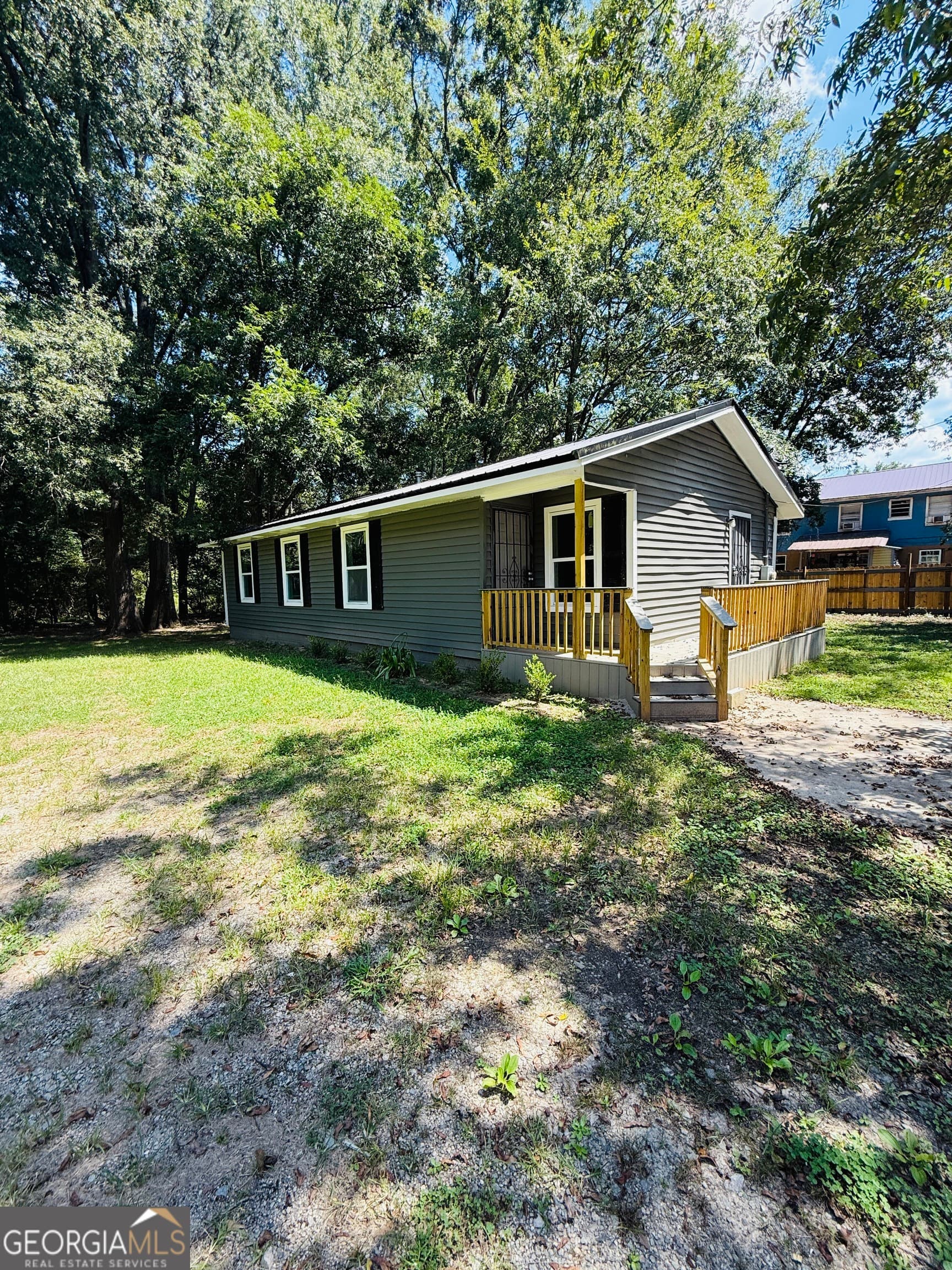 4 bedroom, 2 bathroom, 1,040 sq ft single family residence for sale at 104 Blackberry Lane, Eatonton, GA 31024 — photo 2