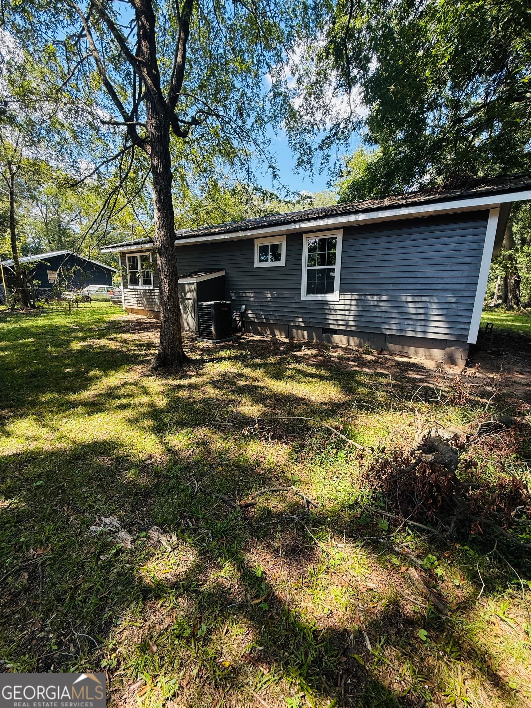 4 bedroom, 2 bathroom, 1,040 sq ft single family residence for sale at 104 Blackberry Lane, Eatonton, GA 31024 — photo 6
