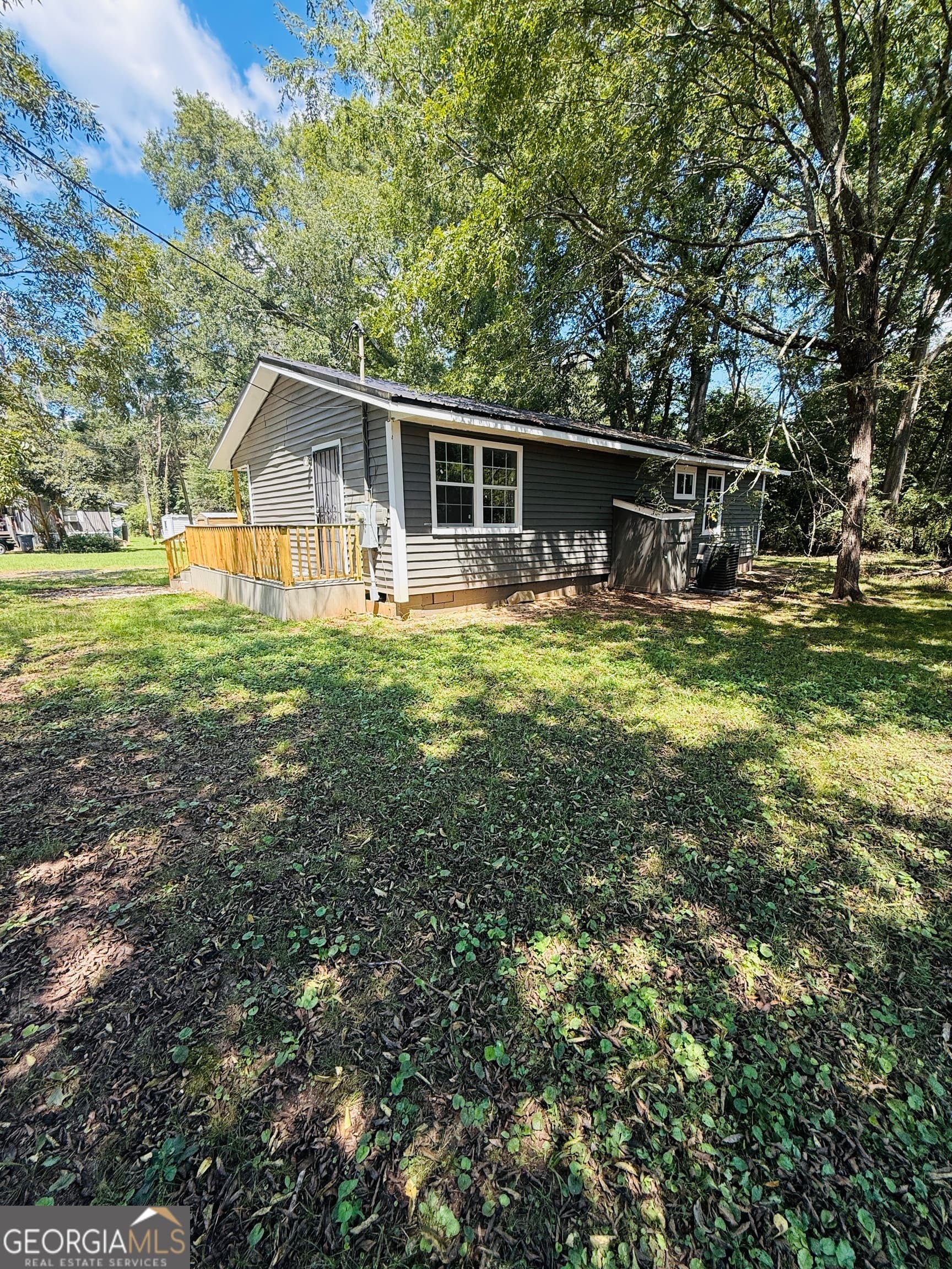 4 bedroom, 2 bathroom, 1,040 sq ft single family residence for sale at 104 Blackberry Lane, Eatonton, GA 31024 — photo 4