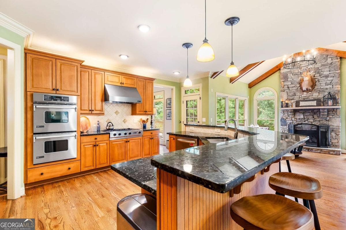 5 bedroom, 4.5 bathroom single family residence for sale at 2318 Reubens Run, Marietta, GA 30064 — photo 6