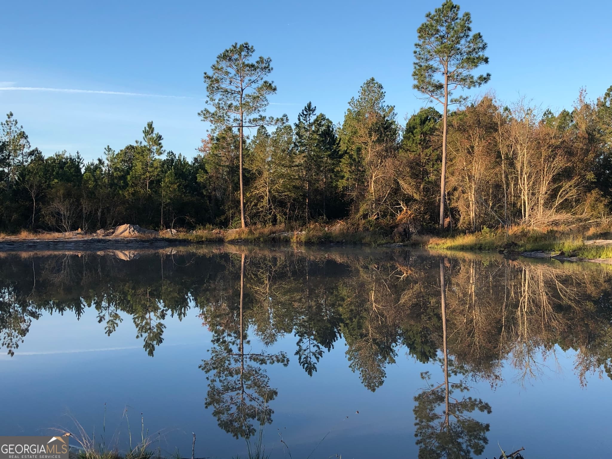 2 bedroom, 2 bathroom, 1,280 sq ft manufactured home,single family residence for sale at 6064 S Us Highway 301, Jesup, GA 31546 — photo 6