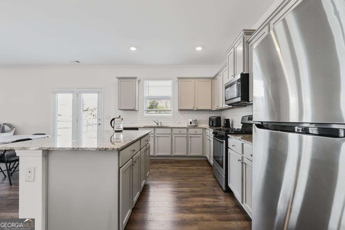 5 bedroom, 3 bathroom, 2,870 sq ft single family residence for sale at 642 Quail Pass, Dawsonville, GA 30534 — photo 8