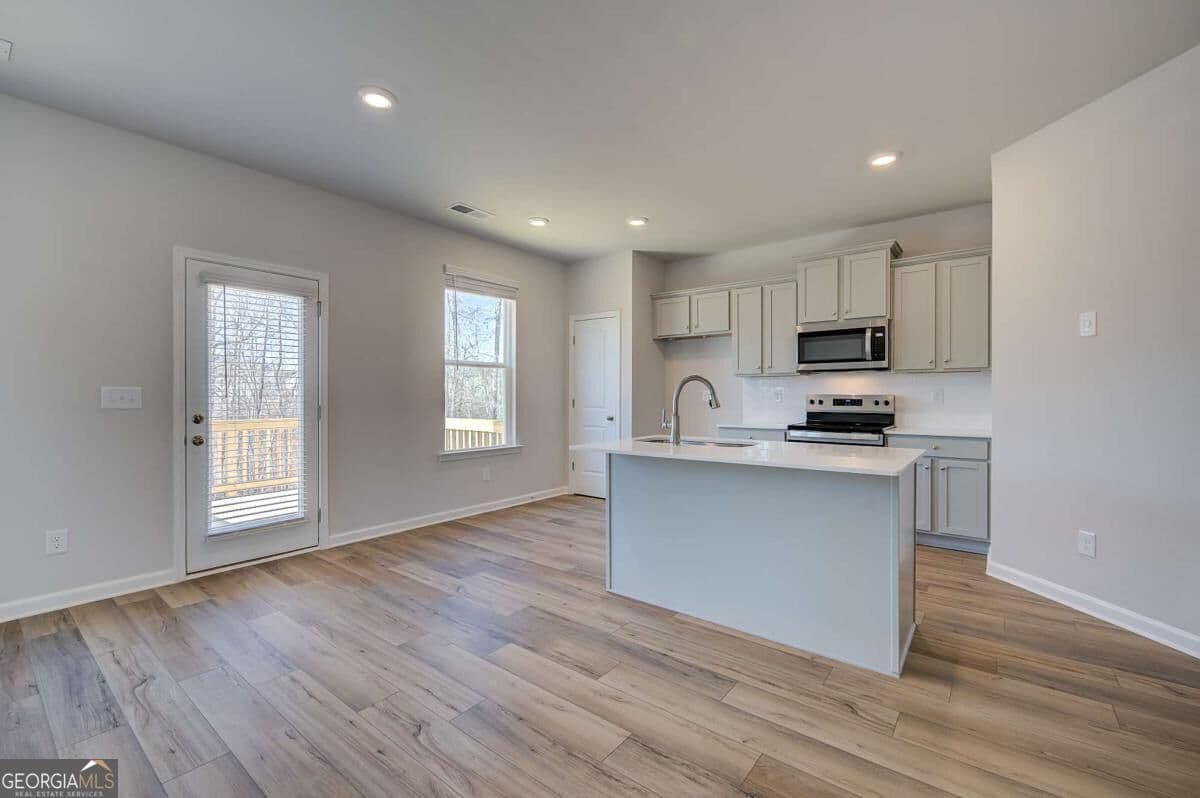 3 bedroom, 2.5 bathroom single family residence for sale at 57 Homesite Armour Pass, Newnan, GA 30263 — photo 7