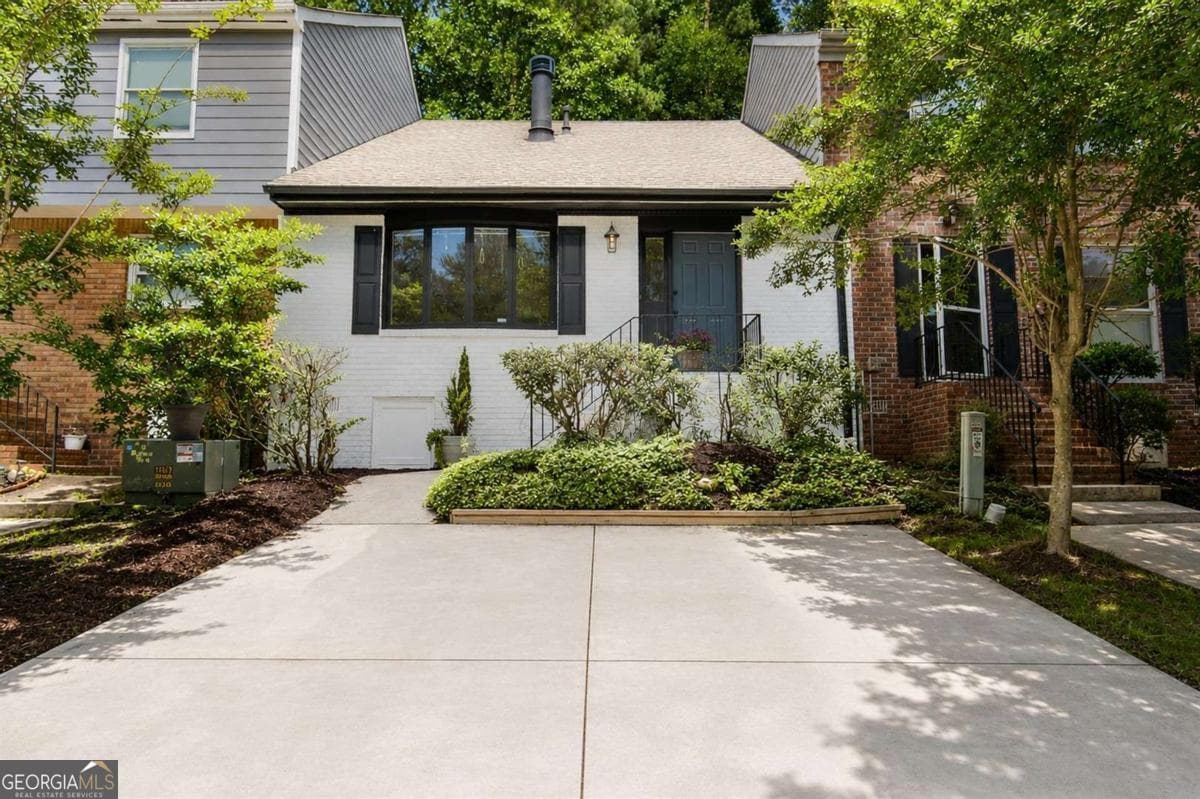 3 bedroom, 2 bathroom, 1,575 sq ft townhouse sold at 1435 Twin Branches Circle, Marietta, GA 30067