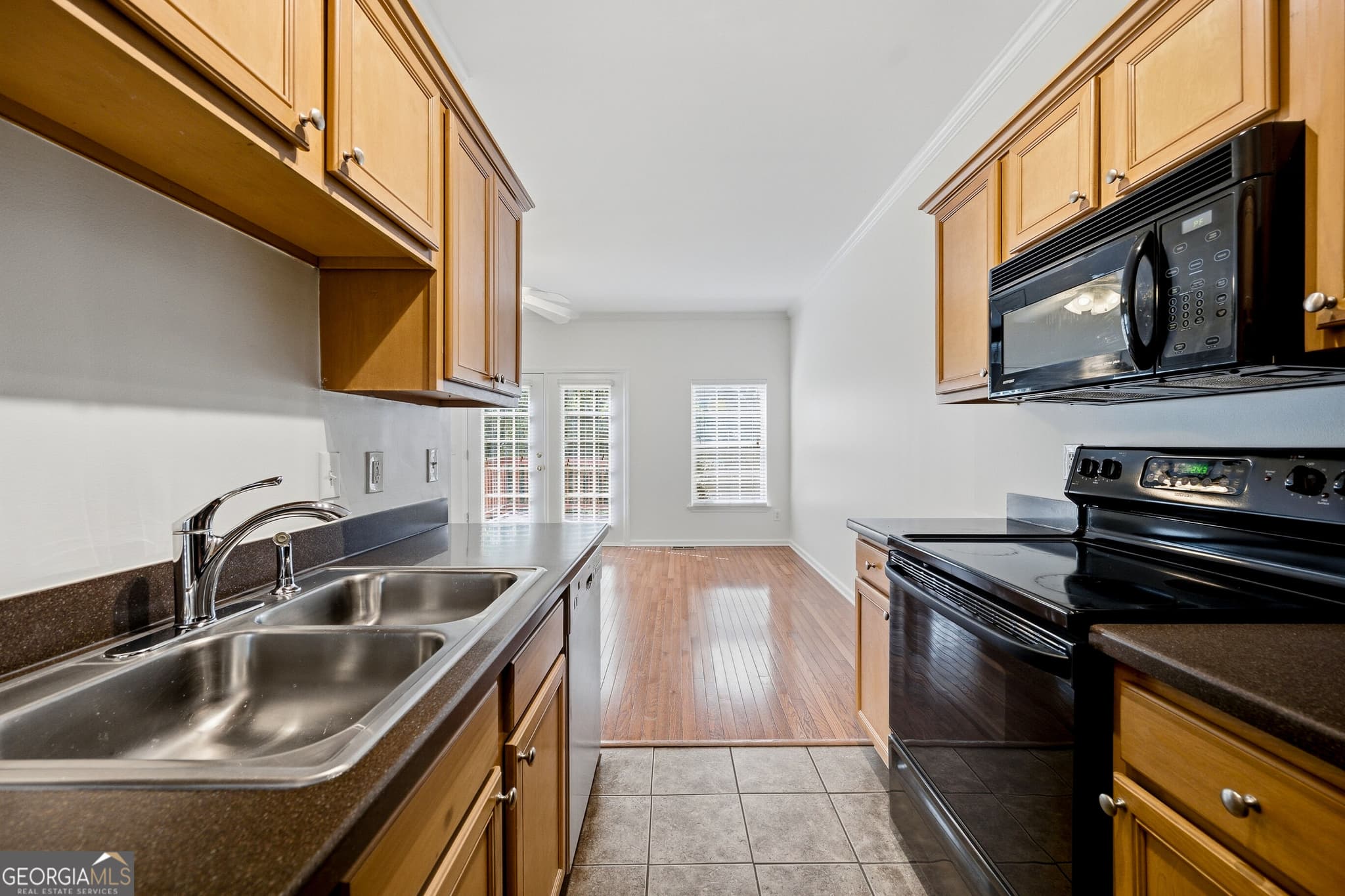 2 bedroom, 2.5 bathroom, 1,950 sq ft single family residence for rent at 1803 Mason Creek Circle, Sandy Springs, GA 30350 for $2,300 a month — photo 7