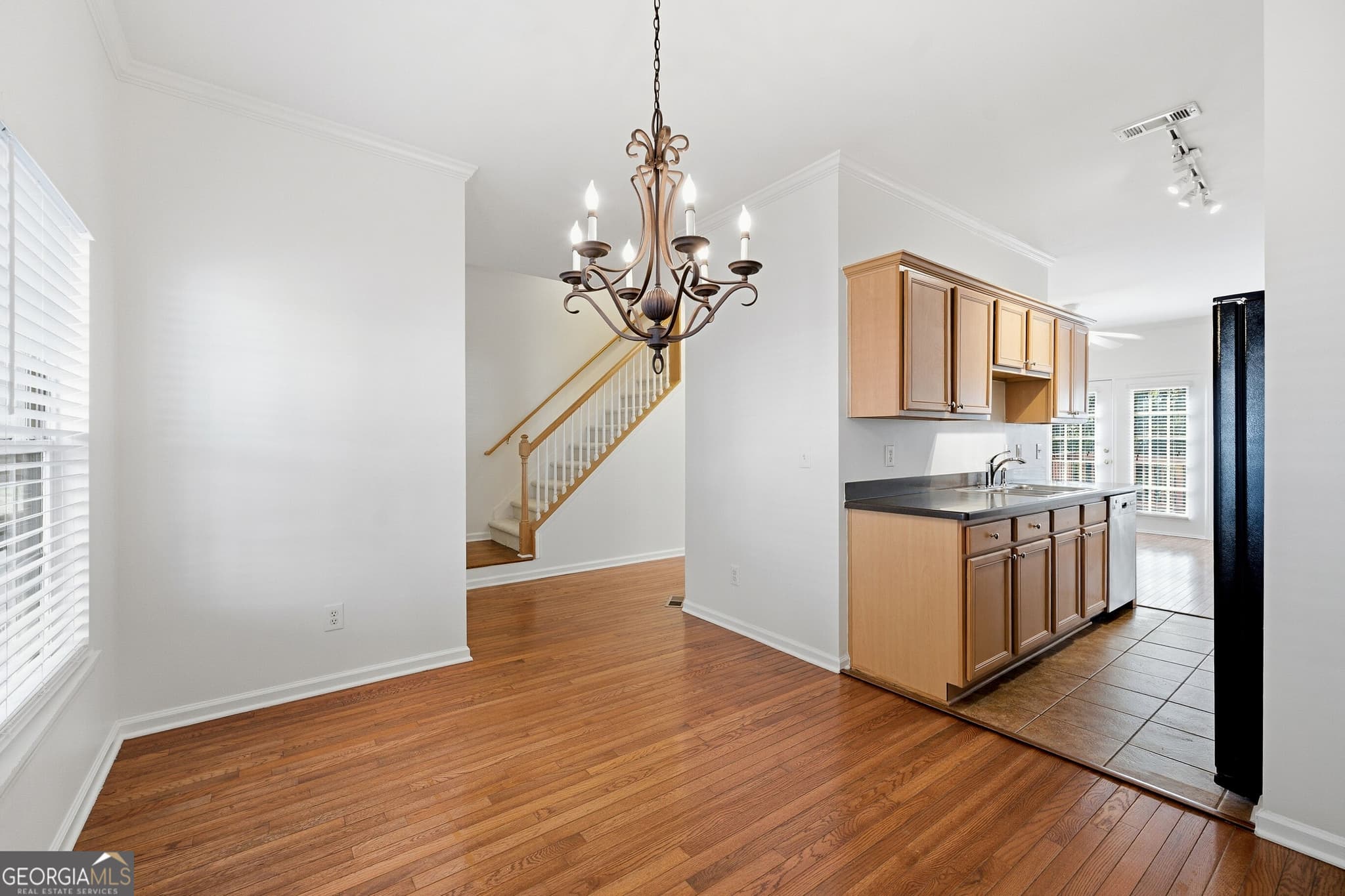 2 bedroom, 2.5 bathroom, 1,950 sq ft single family residence for rent at 1803 Mason Creek Circle, Sandy Springs, GA 30350 for $2,300 a month — photo 4