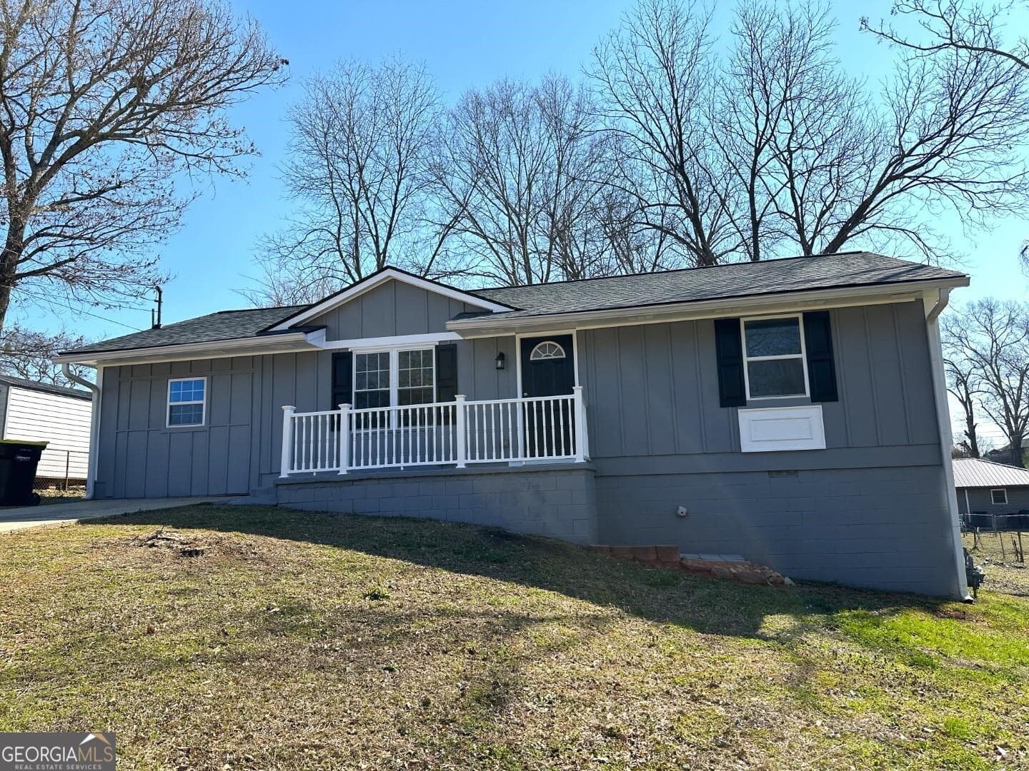 3 bedroom, 1.5 bathroom, 1,175 sq ft single family residence for rent at 109 Sunset Lane, Newnan, GA 30263 for $1,395 a month