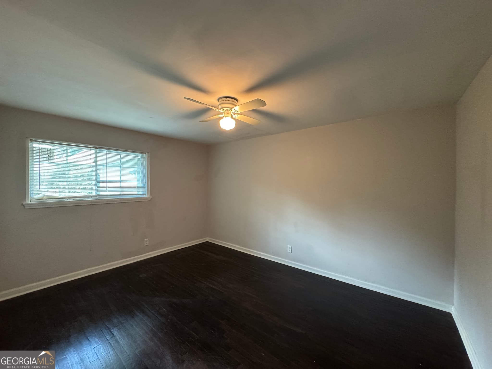 2 bedroom, 1 bathroom, 800 sq ft condominium for rent at 2430 Perry Boulevard, Atlanta, GA 30318 for $1,490 a month — photo 8