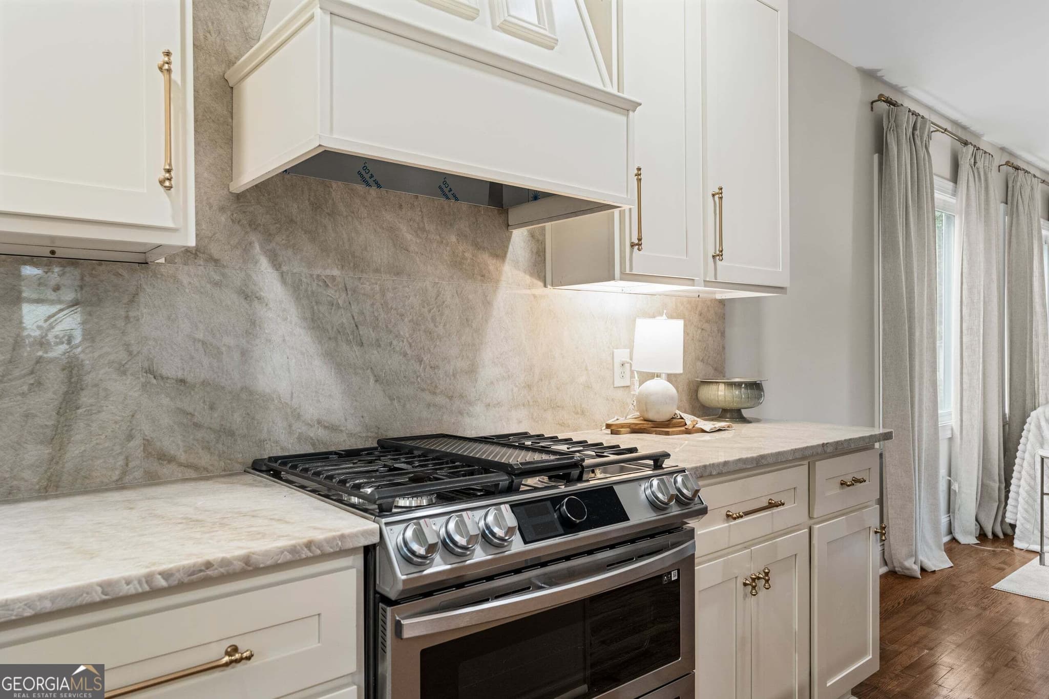 4 bedroom, 2.5 bathroom, 2,215 sq ft single family residence for sale at 107 Ridgecrest Road, Lagrange, GA 30240 — photo 7