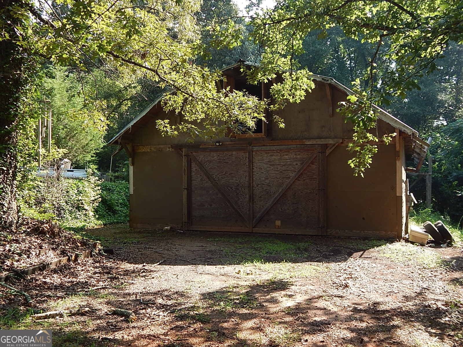 5 bedroom, 2 bathroom, 2,460 sq ft single family residence for sale at 6800 Old Macon Highway, Rex, GA 30273 — photo 2