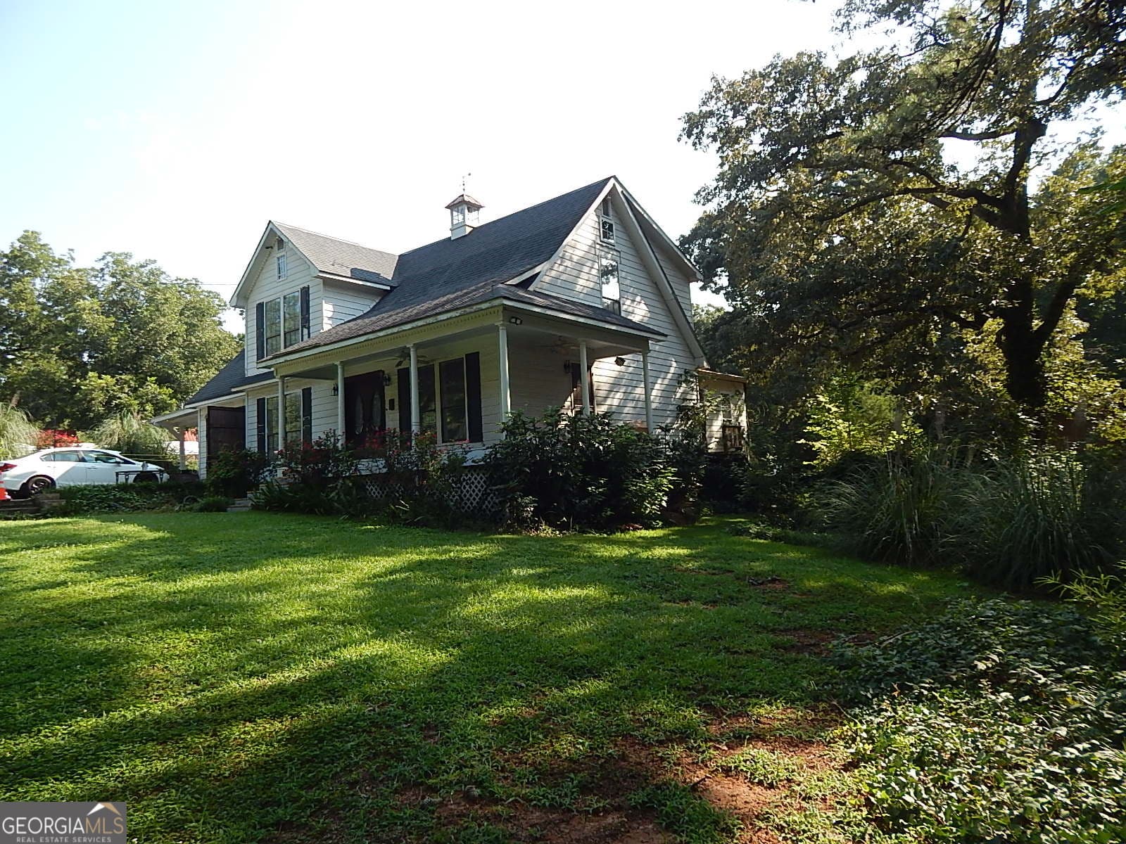 5 bedroom, 2 bathroom, 2,460 sq ft single family residence for sale at 6800 Old Macon Highway, Rex, GA 30273