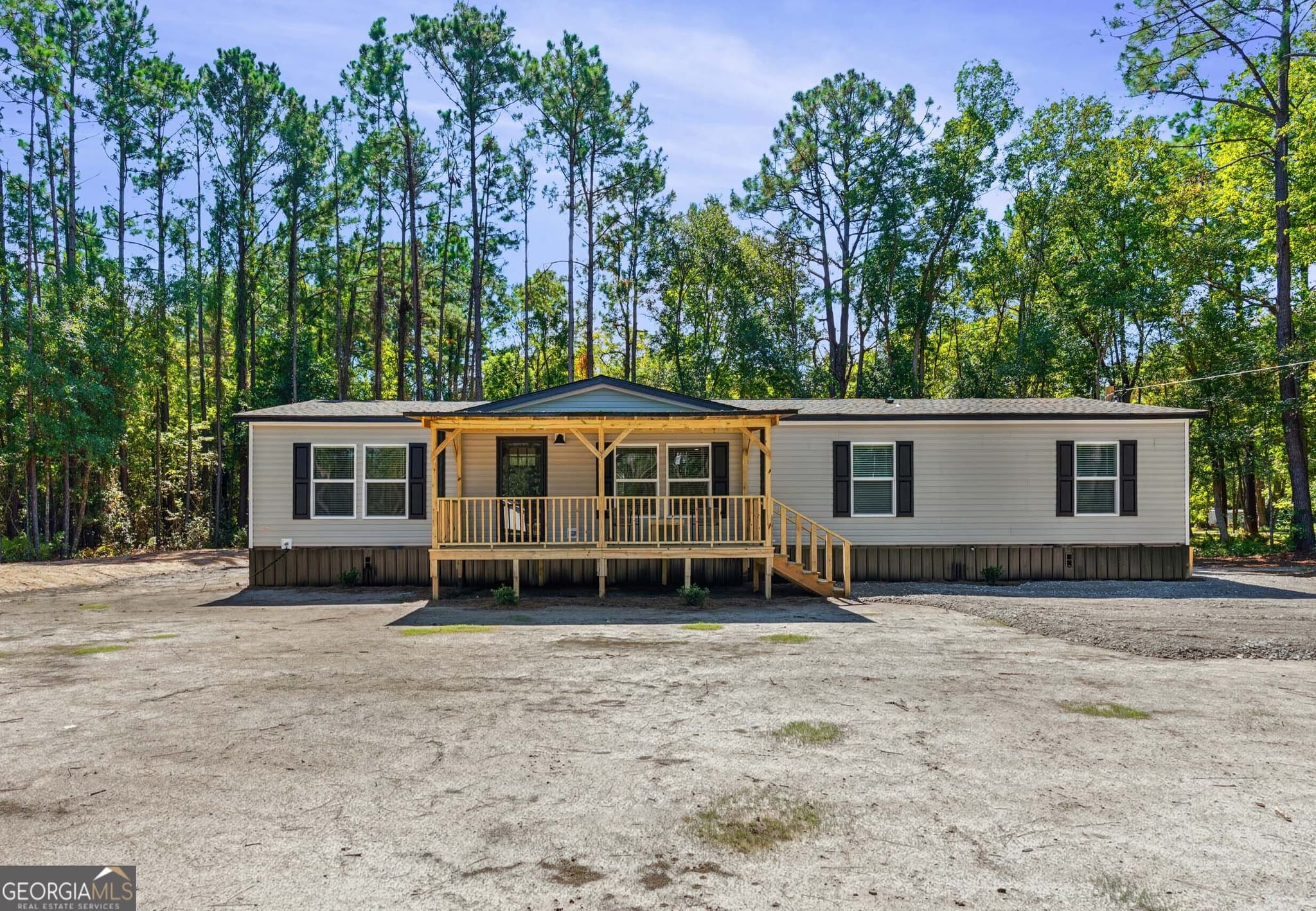 4 bedroom, 2 bathroom, 1,792 sq ft manufactured home,single family residence for sale at 1052 Austin Place, Darien, GA 31305