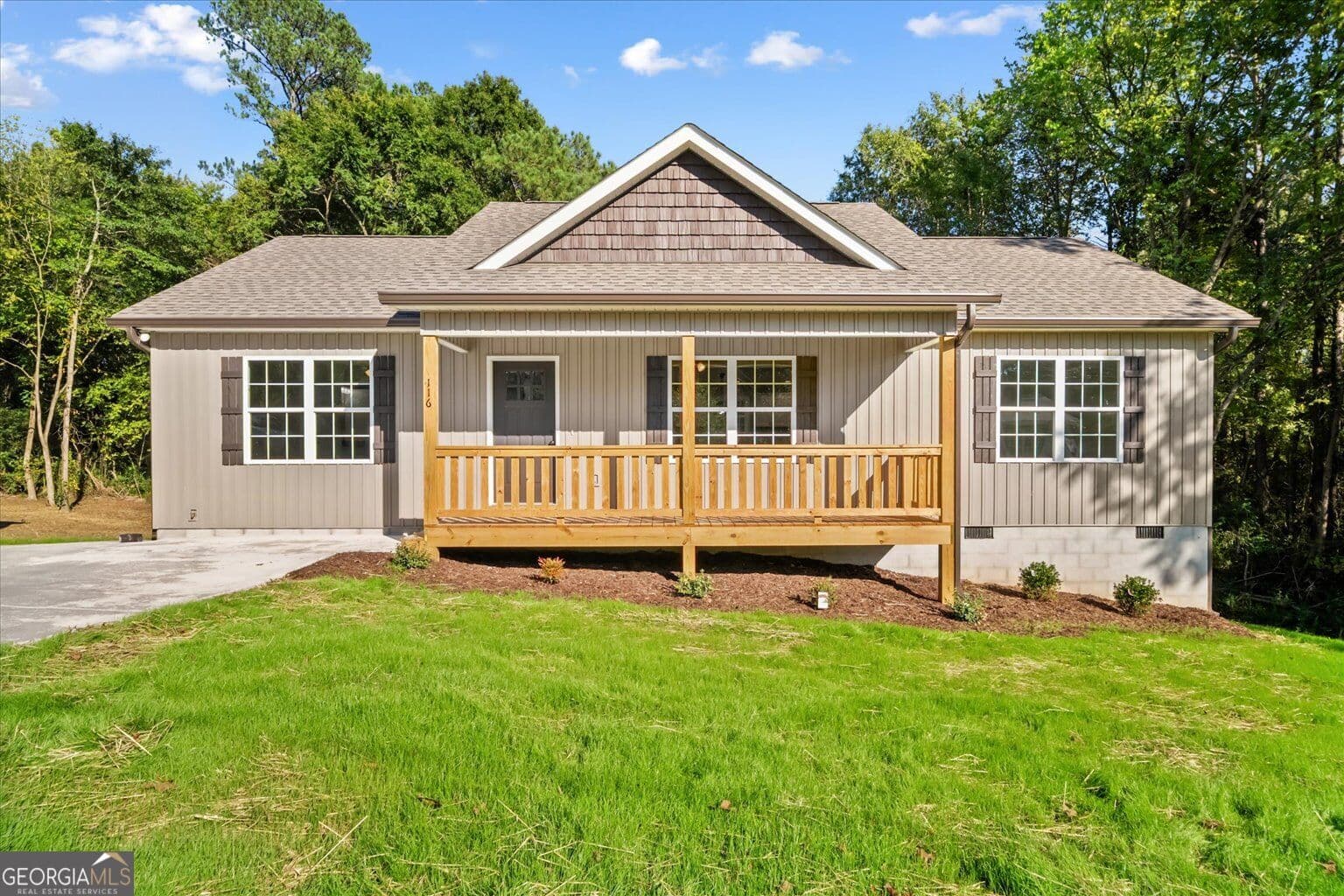 3 bedroom, 2 bathroom, 1,400 sq ft single family residence for sale at 116 School Street, Chatsworth, GA 30705