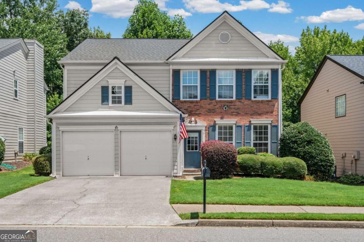 3 bedroom, 2.5 bathroom single family residence for sale at 3840 Ridgefair Drive, Cumming, GA 30040