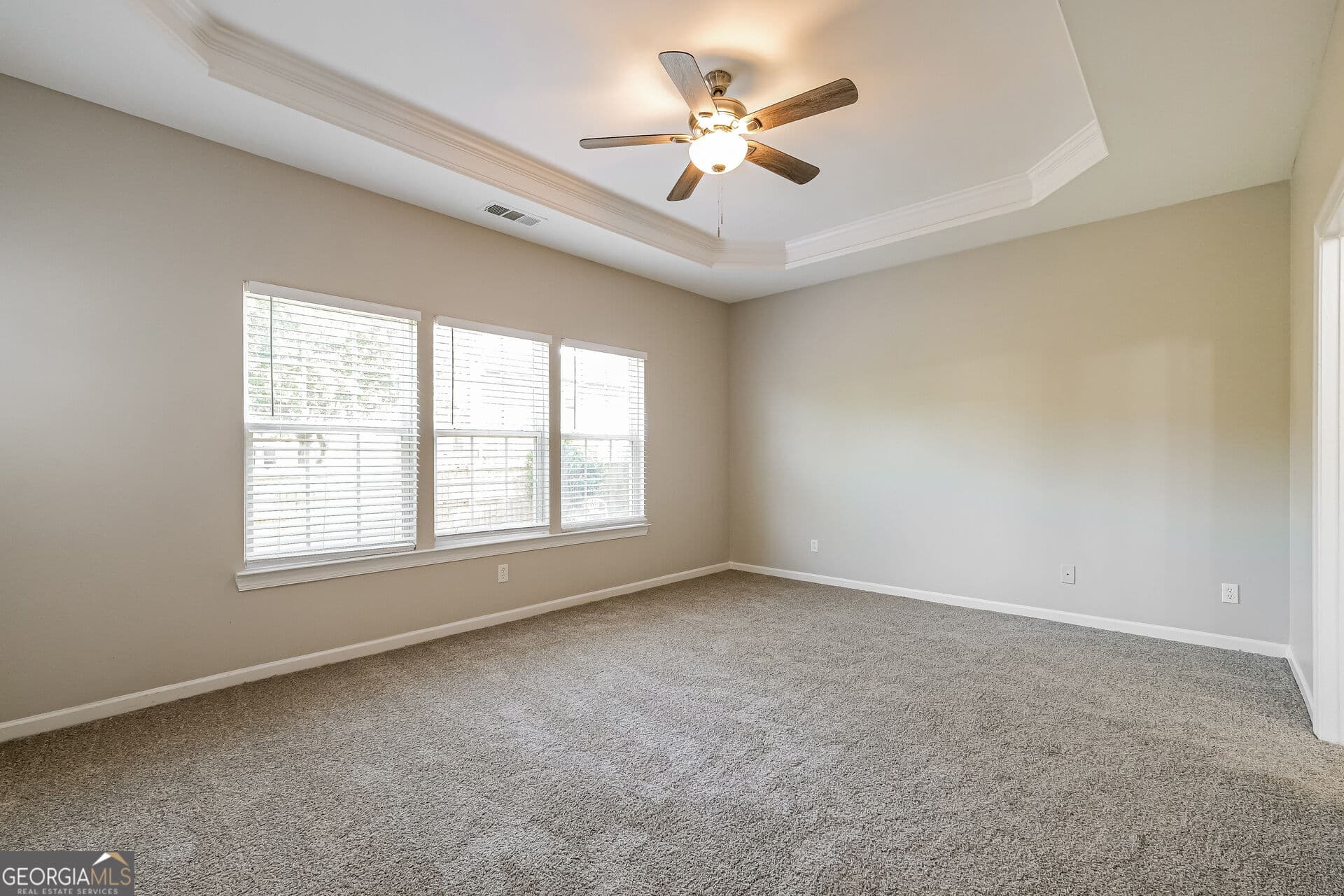 4 bedroom, 2.5 bathroom, 3,105 sq ft single family residence for sale at 5071 Irvine Drive, Douglasville, GA 30135 — photo 10