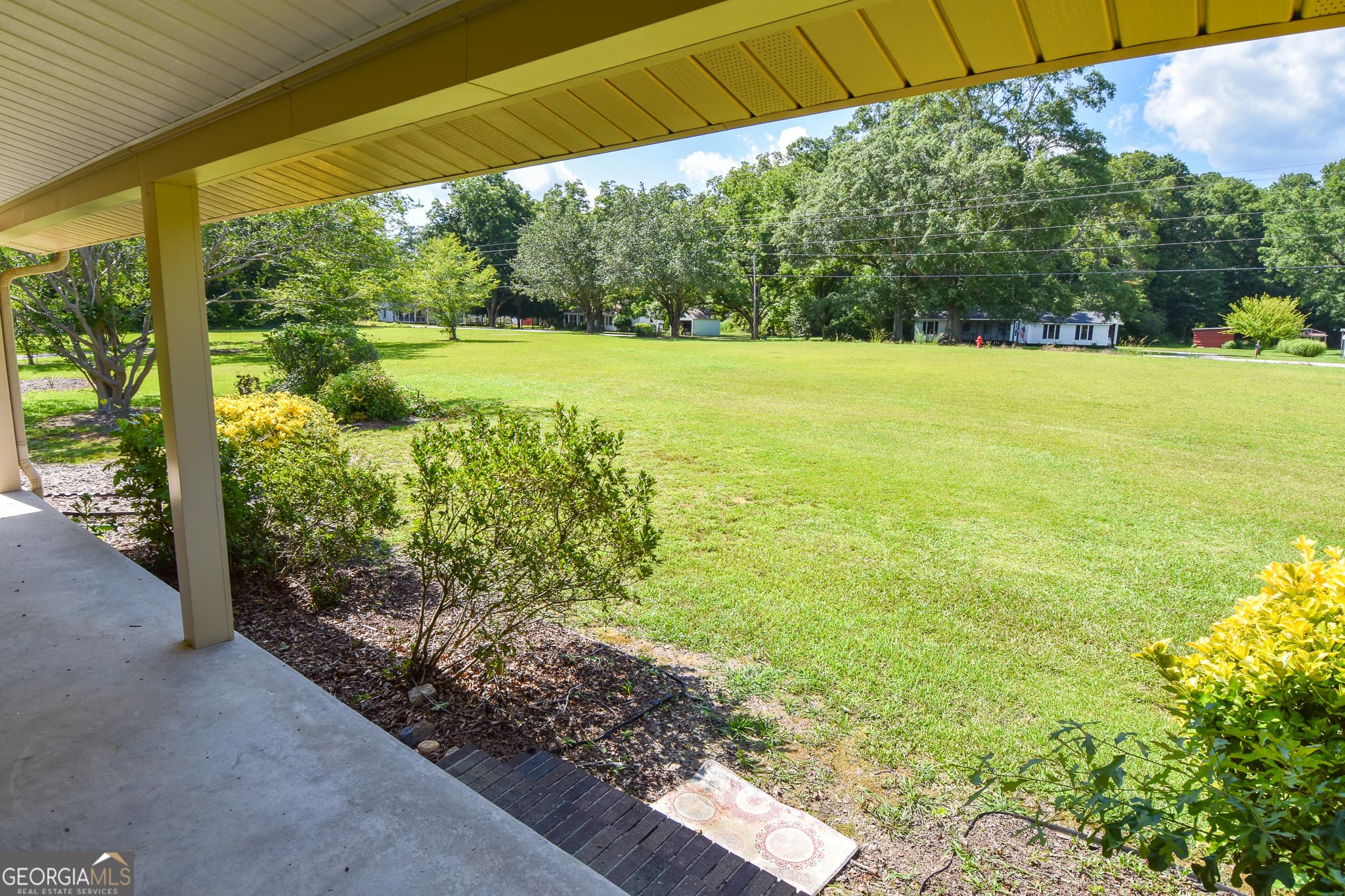 3 bedroom, 2 bathroom, 1,668 sq ft single family residence for sale at 12394 Ga Highway 109, Meansville, GA 30256 — photo 9