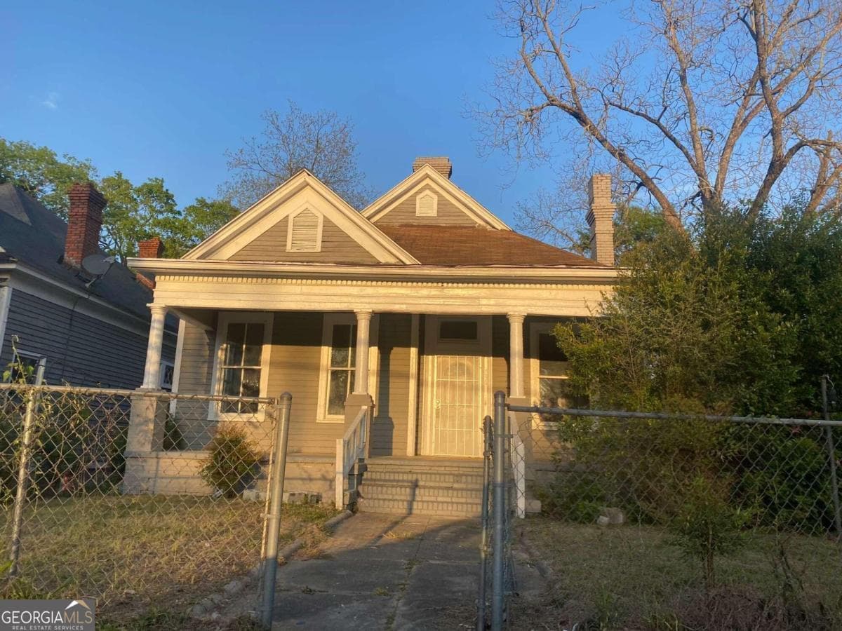1196 Holt Avenue, Macon, GA 31204 — most recent listing photo