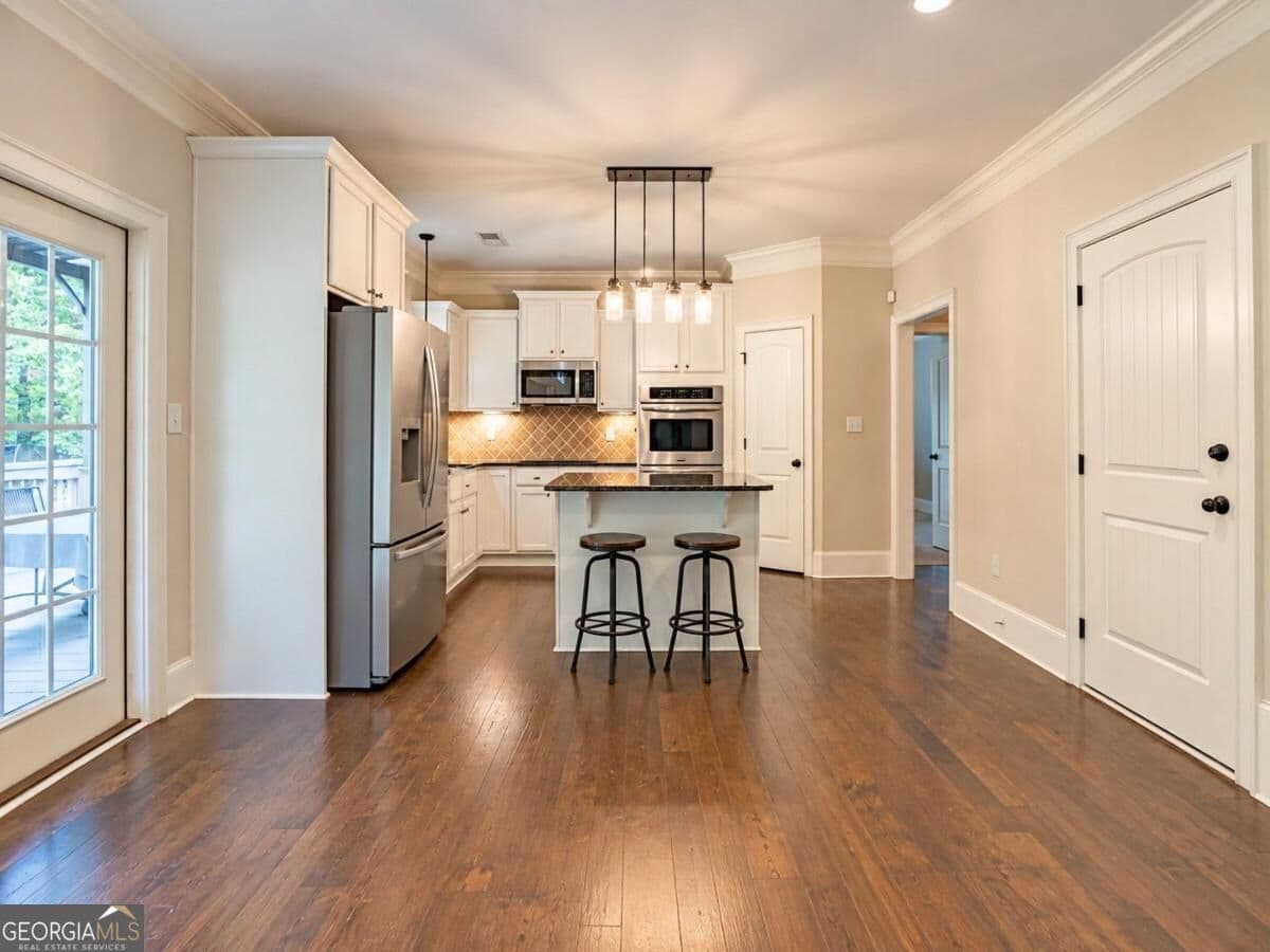 5 bedroom, 4.5 bathroom, 4,580 sq ft single family residence for sale at 3113 Morningside Drive, Watkinsville, GA 30677 — photo 10
