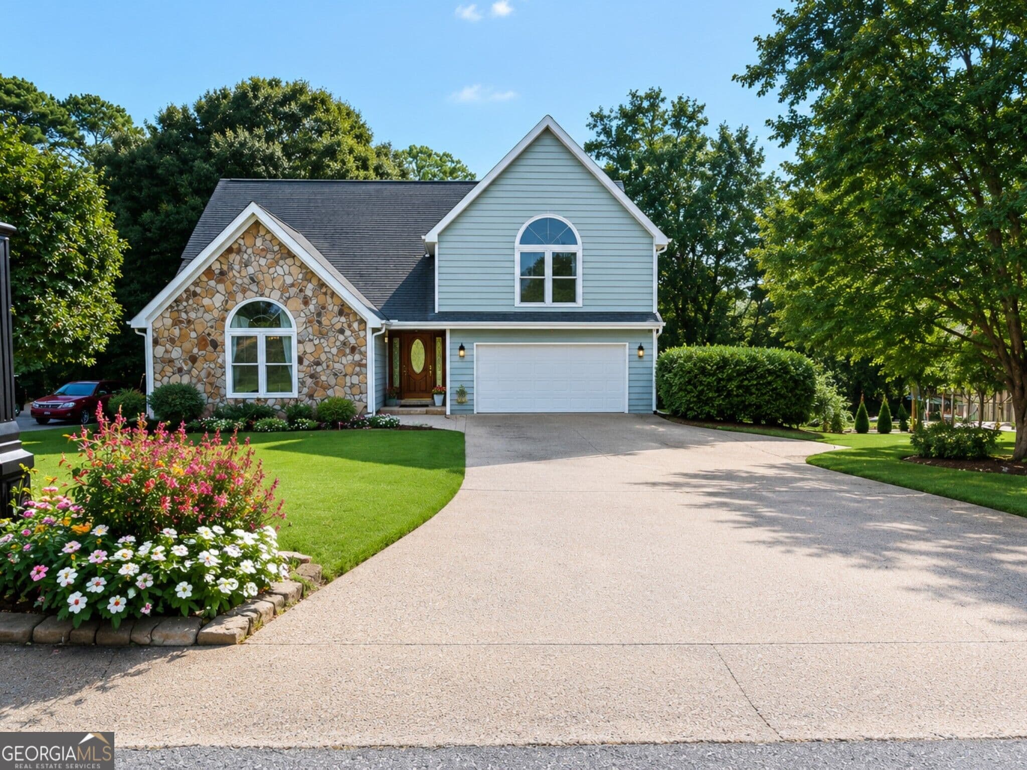 6 bedroom, 4 bathroom, 3,751 sq ft single family residence for sale at 4204 Newpond Trail, Kennesaw, GA 30144