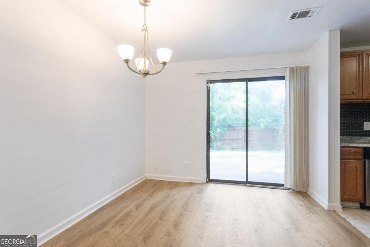 2 bedroom, 2.5 bathroom townhouse for rent at 1585 Springleaf Point, Smyrna, GA 30080 for $1,700 a month — photo 5