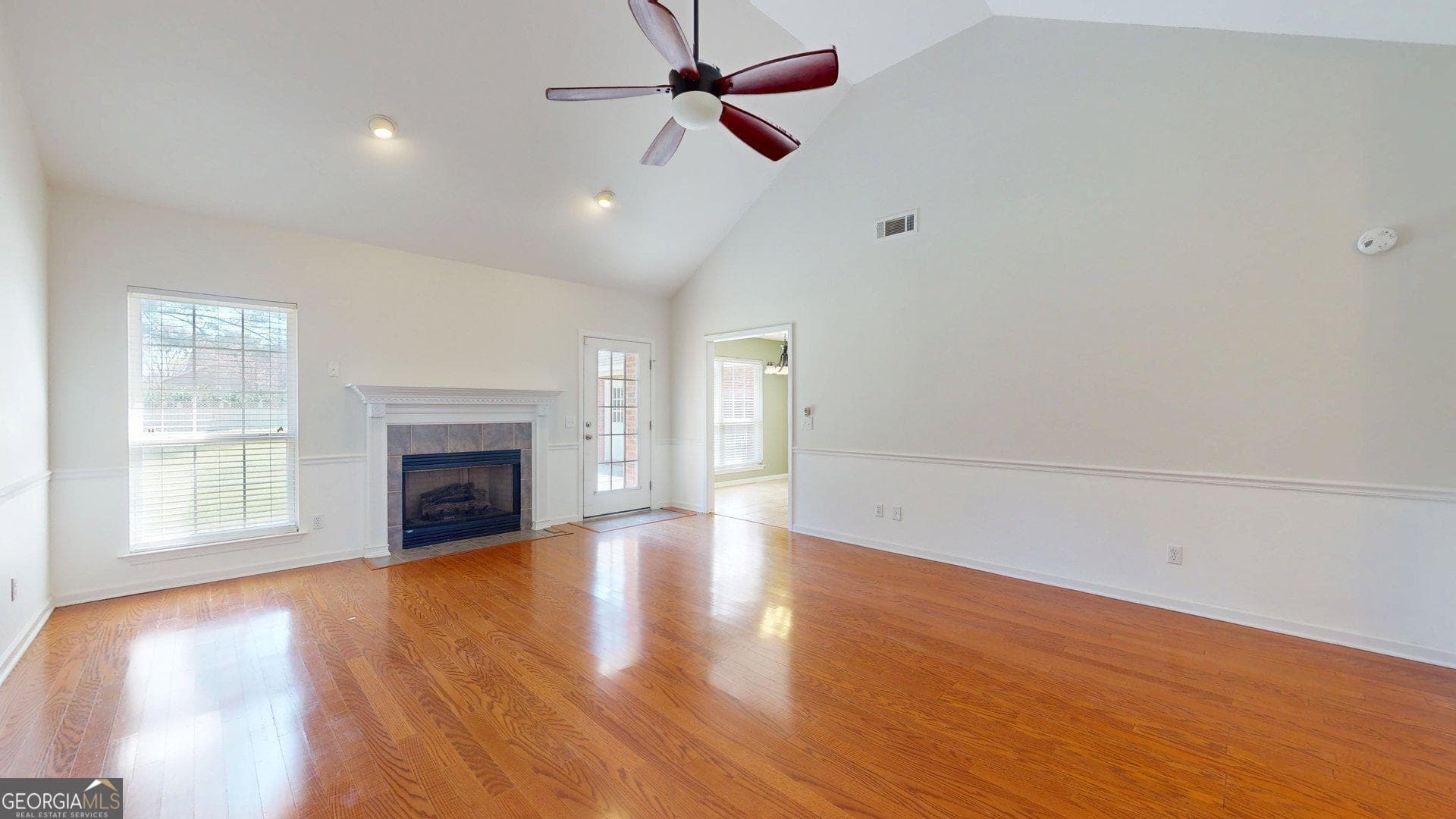 3 bedroom, 2 bathroom, 1,885 sq ft single family residence for sale at 1128 Bartlett Drive, Statesboro, GA 30461 — photo 3