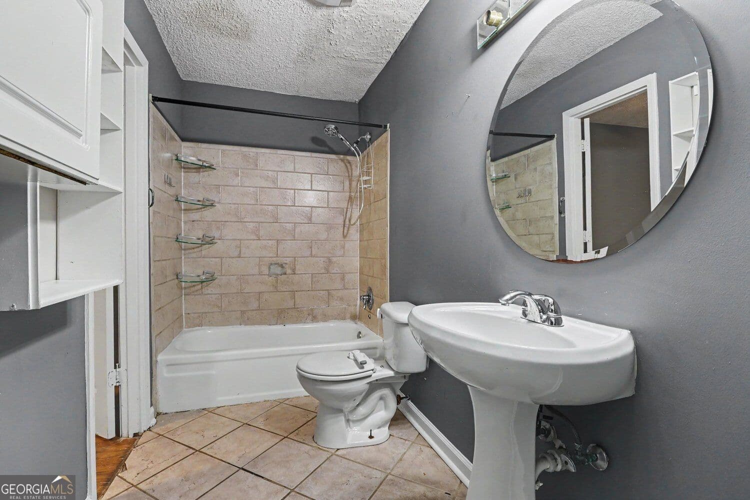 4 bedroom, 2 bathroom, 1,925 sq ft single family residence for sale at 1566 Village Drive, Norcross, GA 30093 — photo 5