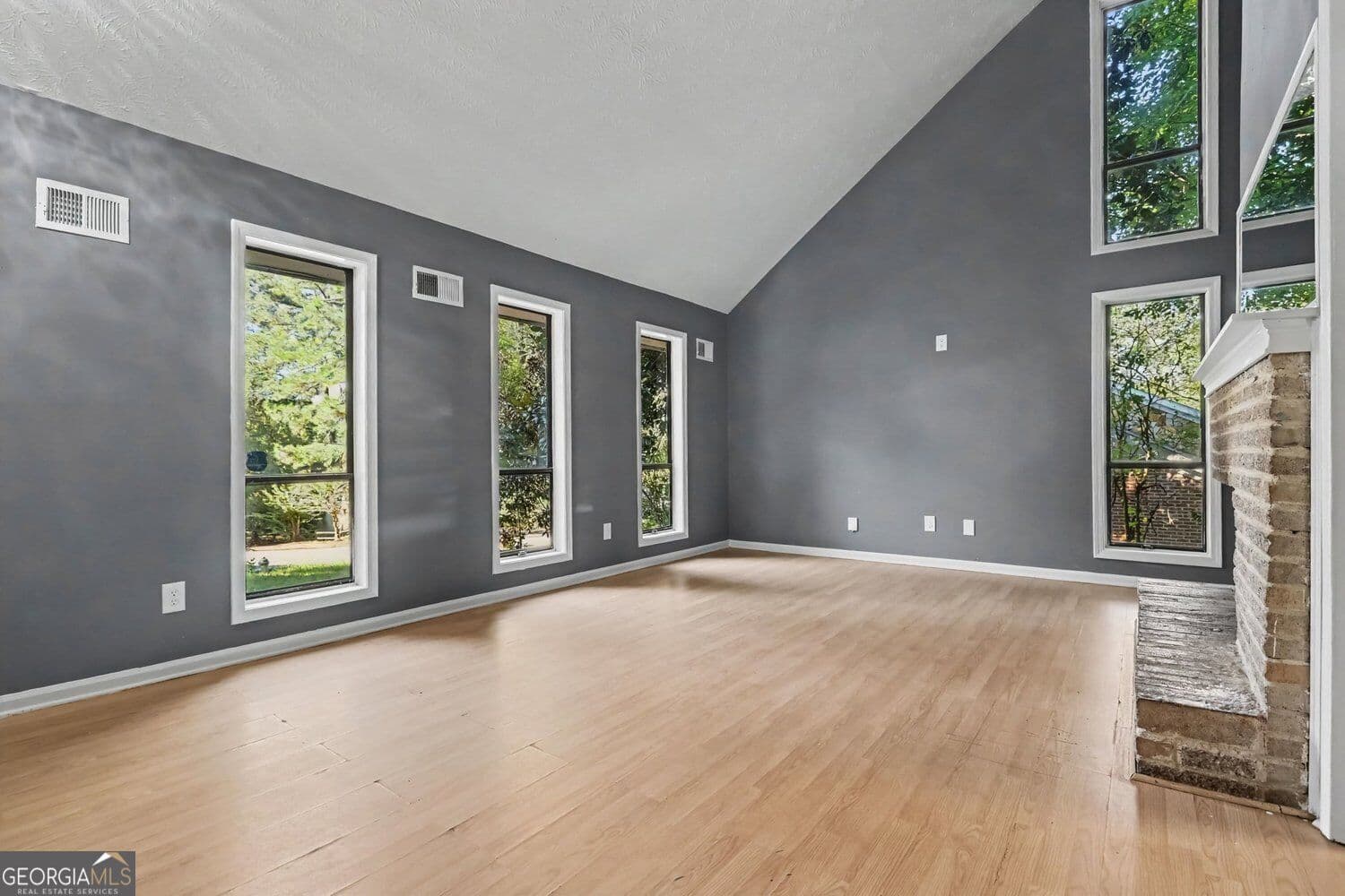 4 bedroom, 2 bathroom, 1,925 sq ft single family residence for sale at 1566 Village Drive, Norcross, GA 30093 — photo 10