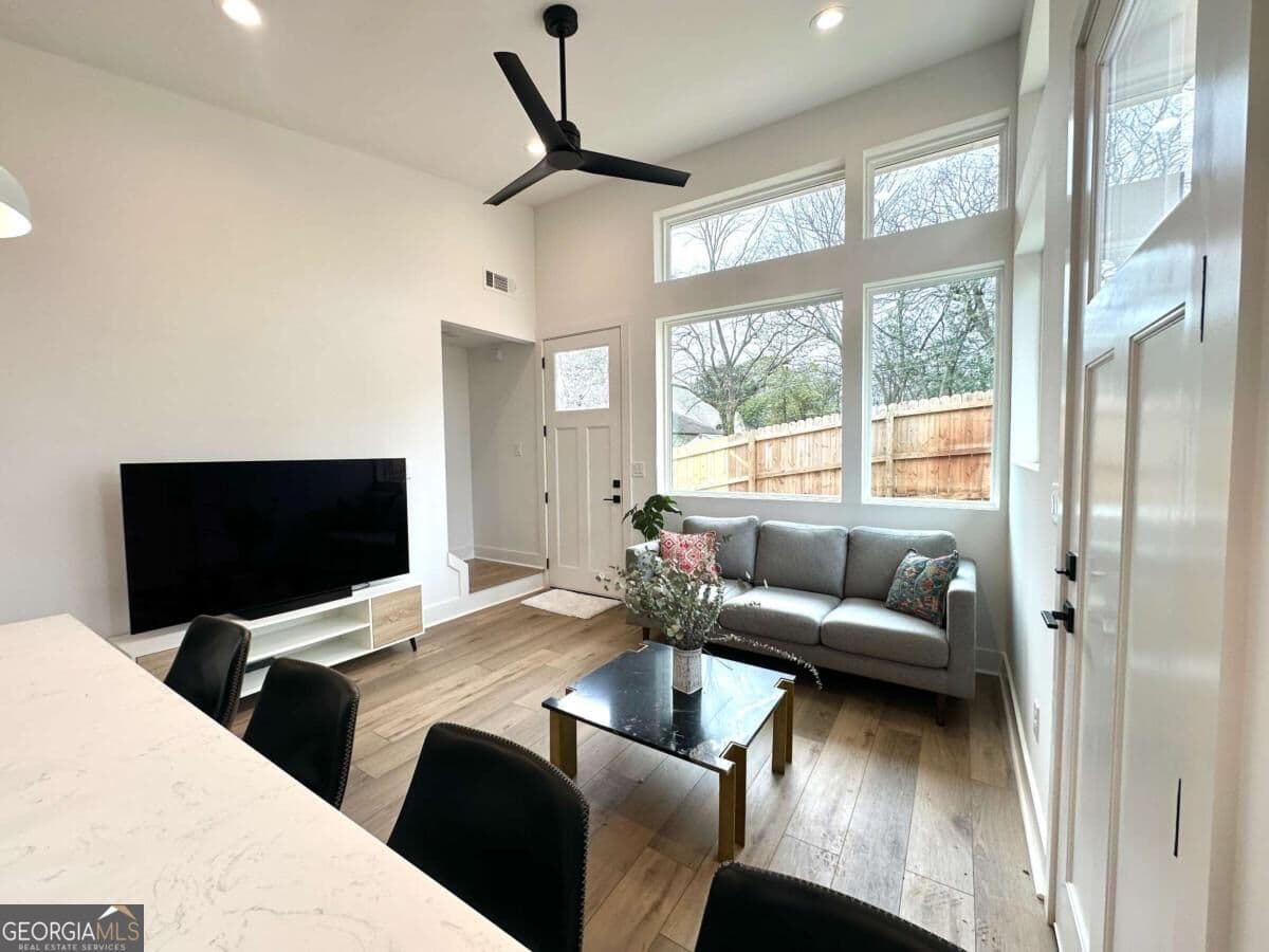 2 bedroom, 2 bathroom single family residence for rent at 192 Claire Drive #B, Atlanta, GA 30315 for $1,800 a month — photo 7