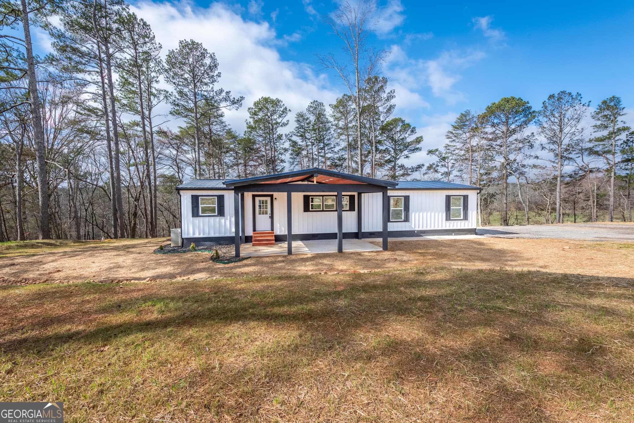 3 bedroom, 2 bathroom, 1,674 sq ft manufactured home,single family residence for sale at 121 Haley Mountain Road, Talking Rock, GA 30175 — photo 1 of 44