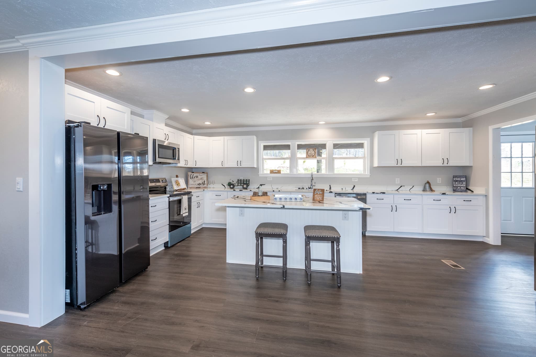 3 bedroom, 2 bathroom, 1,674 sq ft manufactured home,single family residence for sale at 121 Haley Mountain Road, Talking Rock, GA 30175 — photo 8