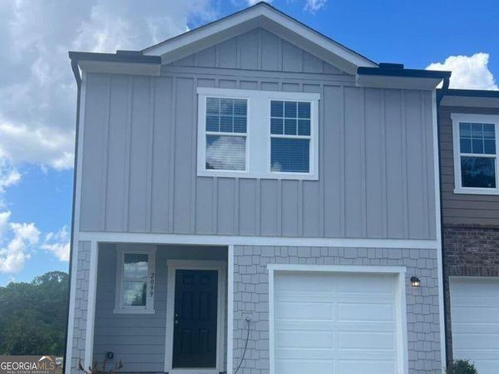 3 bedroom, 2.5 bathroom townhouse for rent at 2099 Emerson Drive, Auburn, GA 30011 for $1,800 a month — photo 1 of 1
