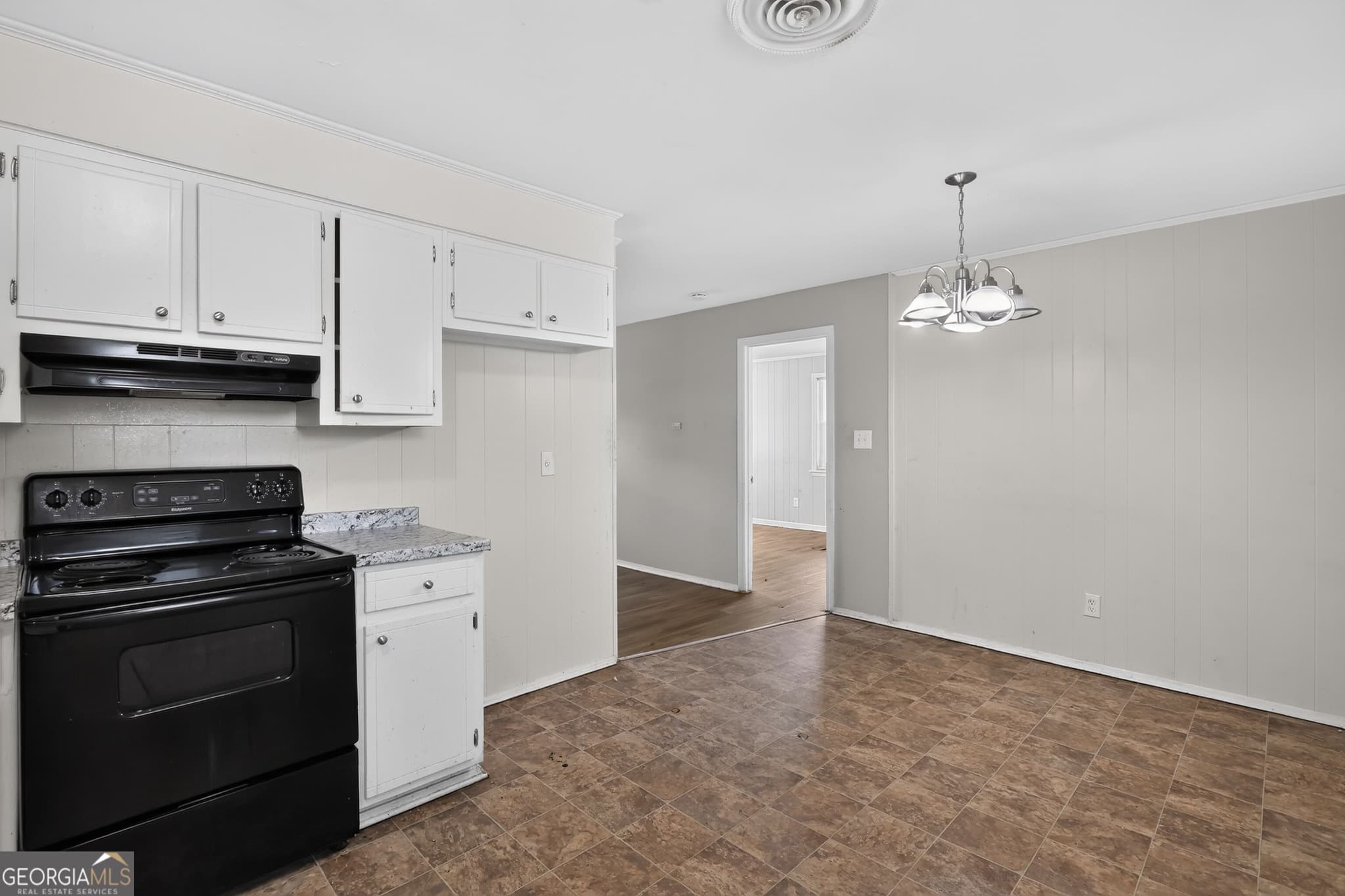 3 bedroom, 2 bathroom, 1,350 sq ft single family residence for sale at 1951 Neptune Drive, Augusta, GA 30906 — photo 7