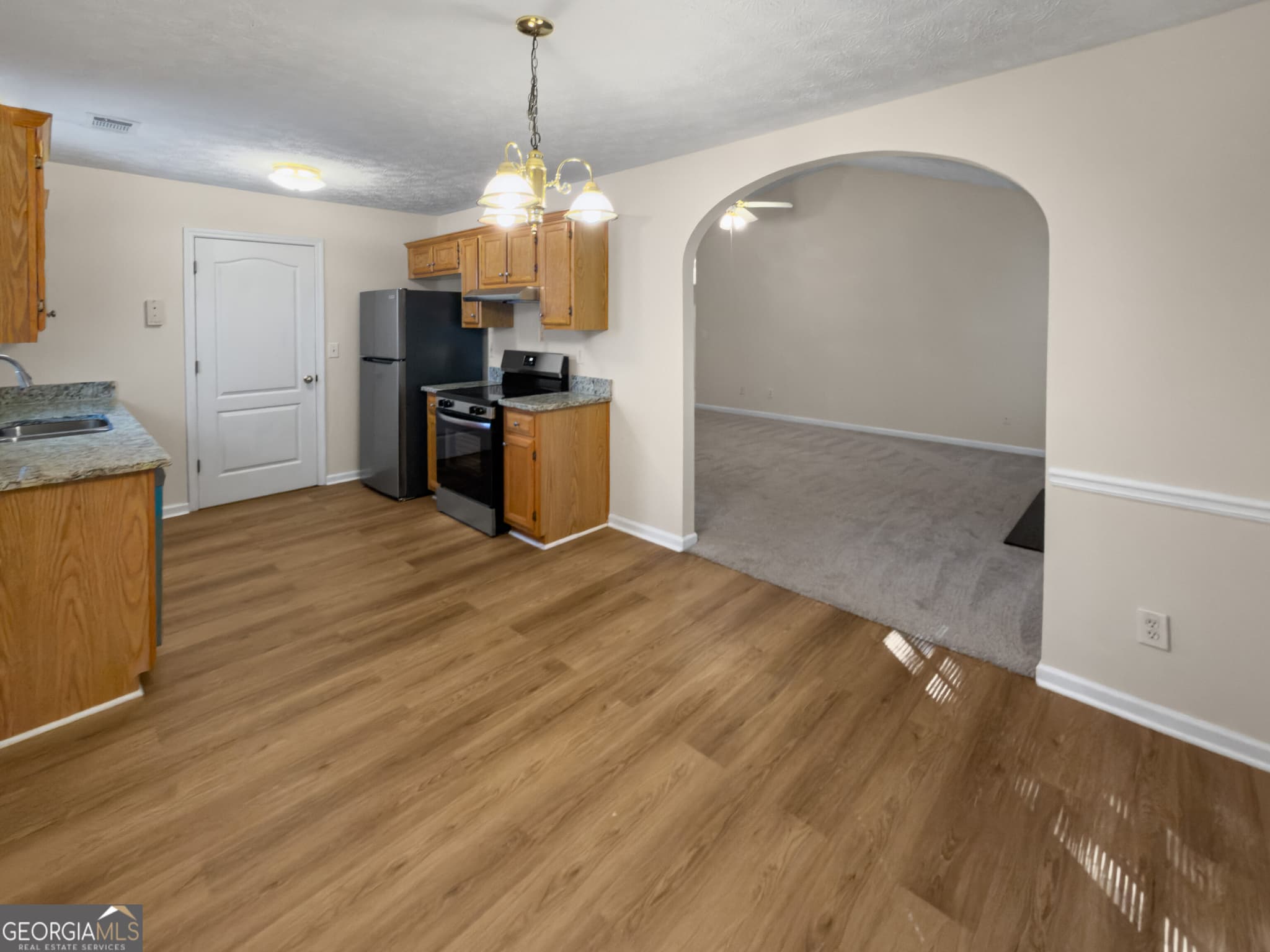 3 bedroom, 2 bathroom, 1,215 sq ft single family residence for sale at 203 Misty Ridge Trail, Stockbridge, GA 30281 — photo 9