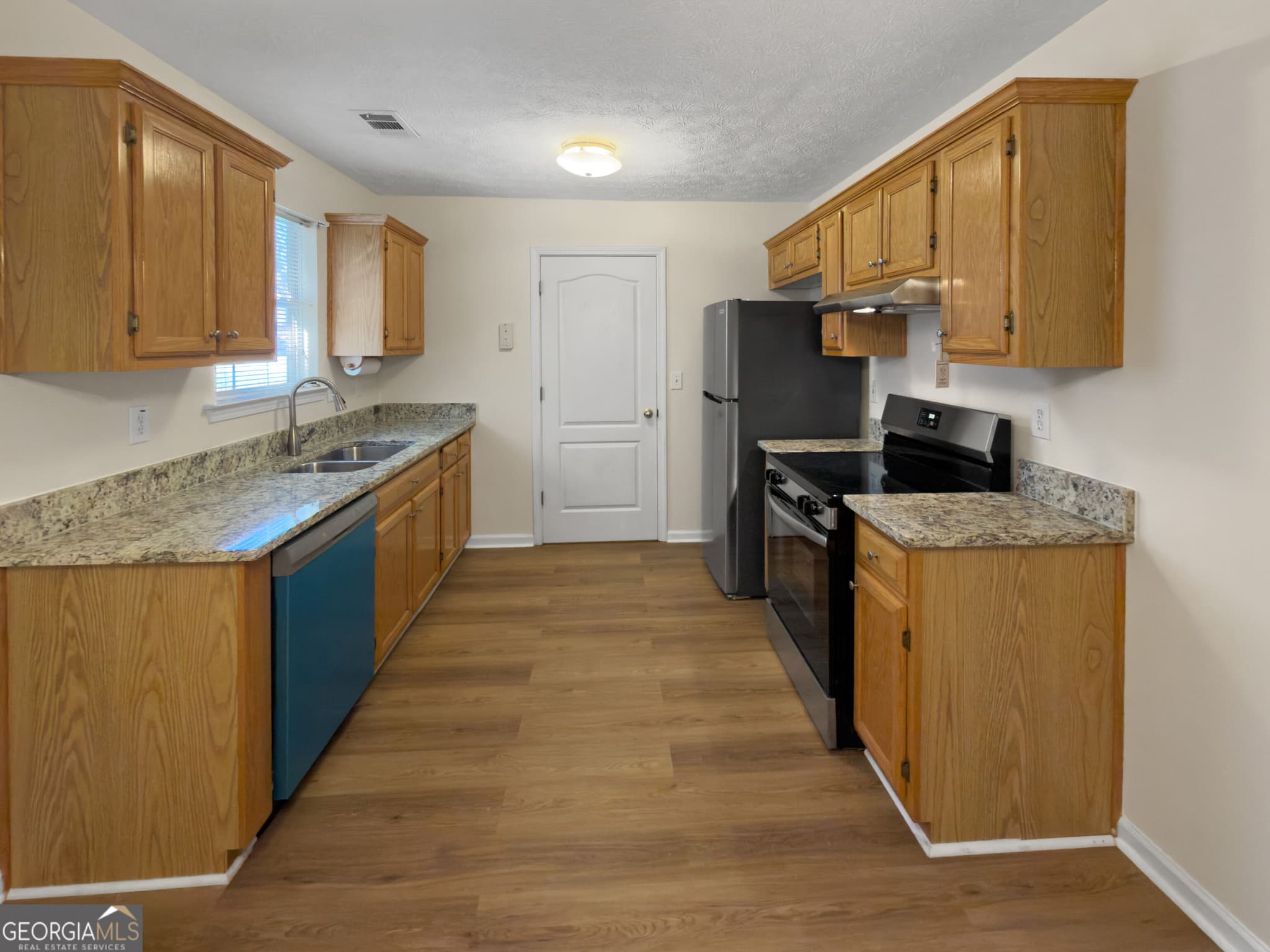 3 bedroom, 2 bathroom, 1,215 sq ft single family residence for sale at 203 Misty Ridge Trail, Stockbridge, GA 30281 — photo 10