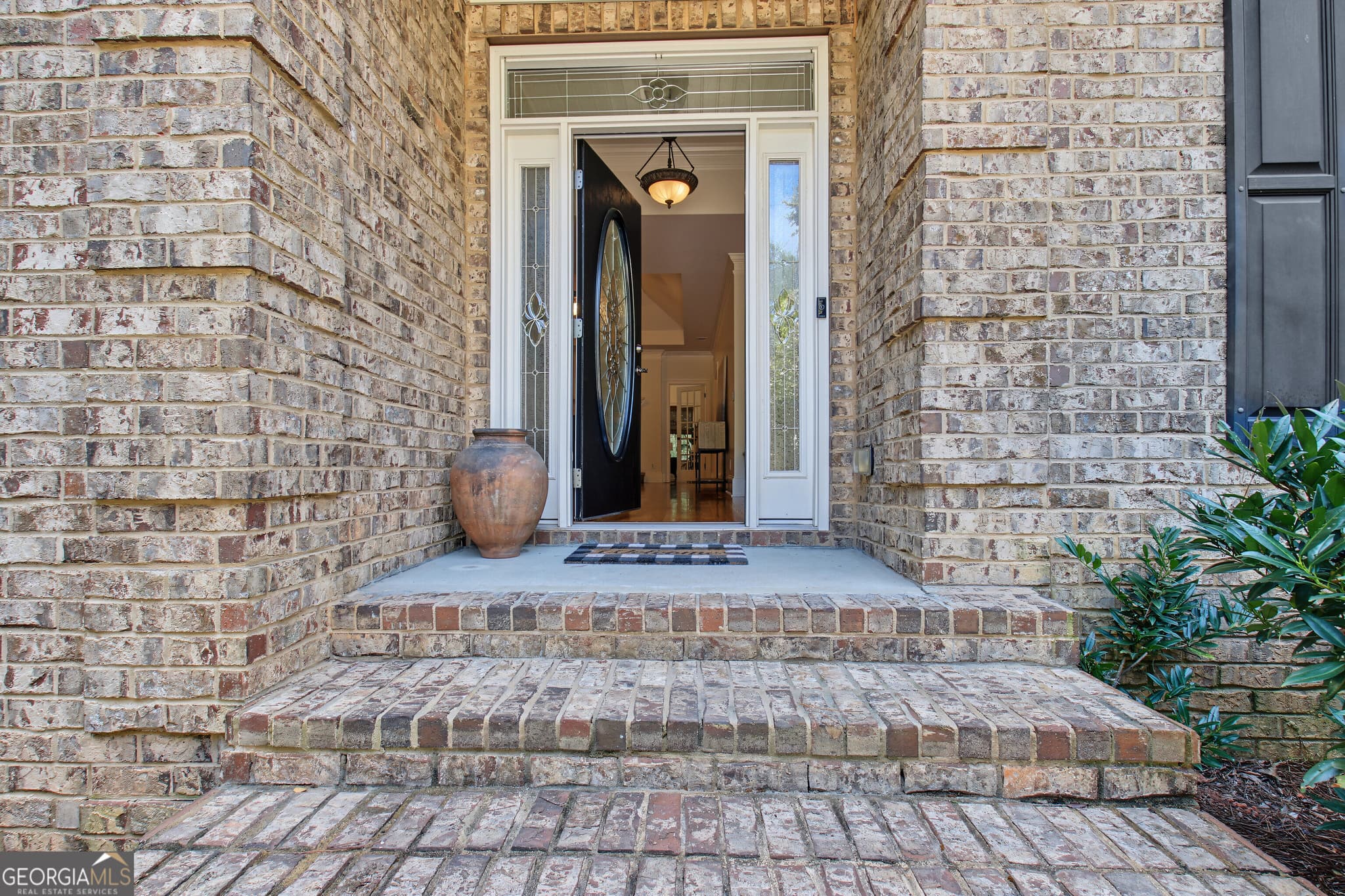 5 bedroom, 3.5 bathroom, 5,544 sq ft single family residence for sale at 175 Donegal Drive, Tyrone, GA 30290 — photo 7