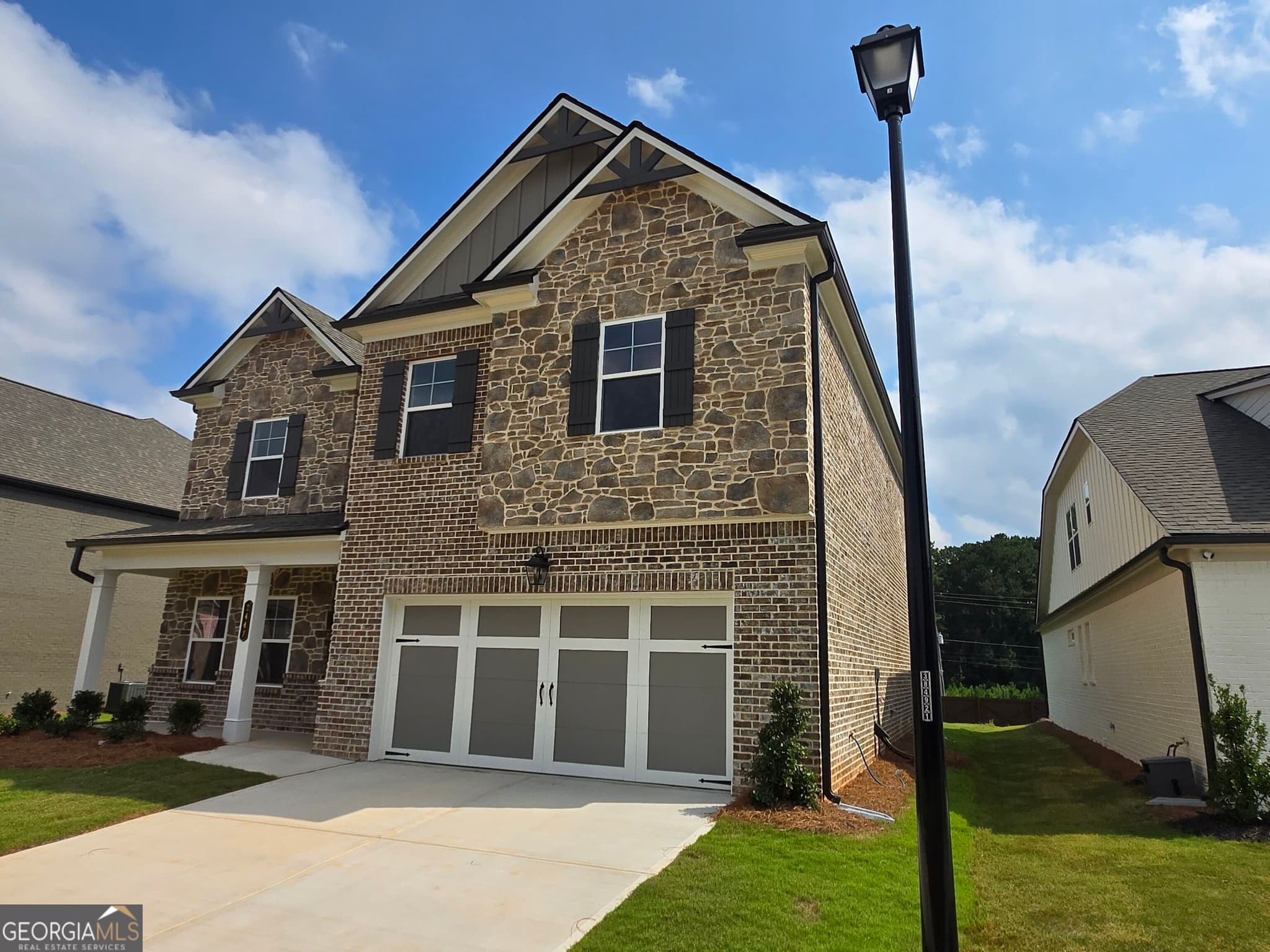 4 bedroom, 3 bathroom, 2,549 sq ft single family residence for sale at 2447 Enchanted Sky Way, Dacula, GA 30019 — photo 2