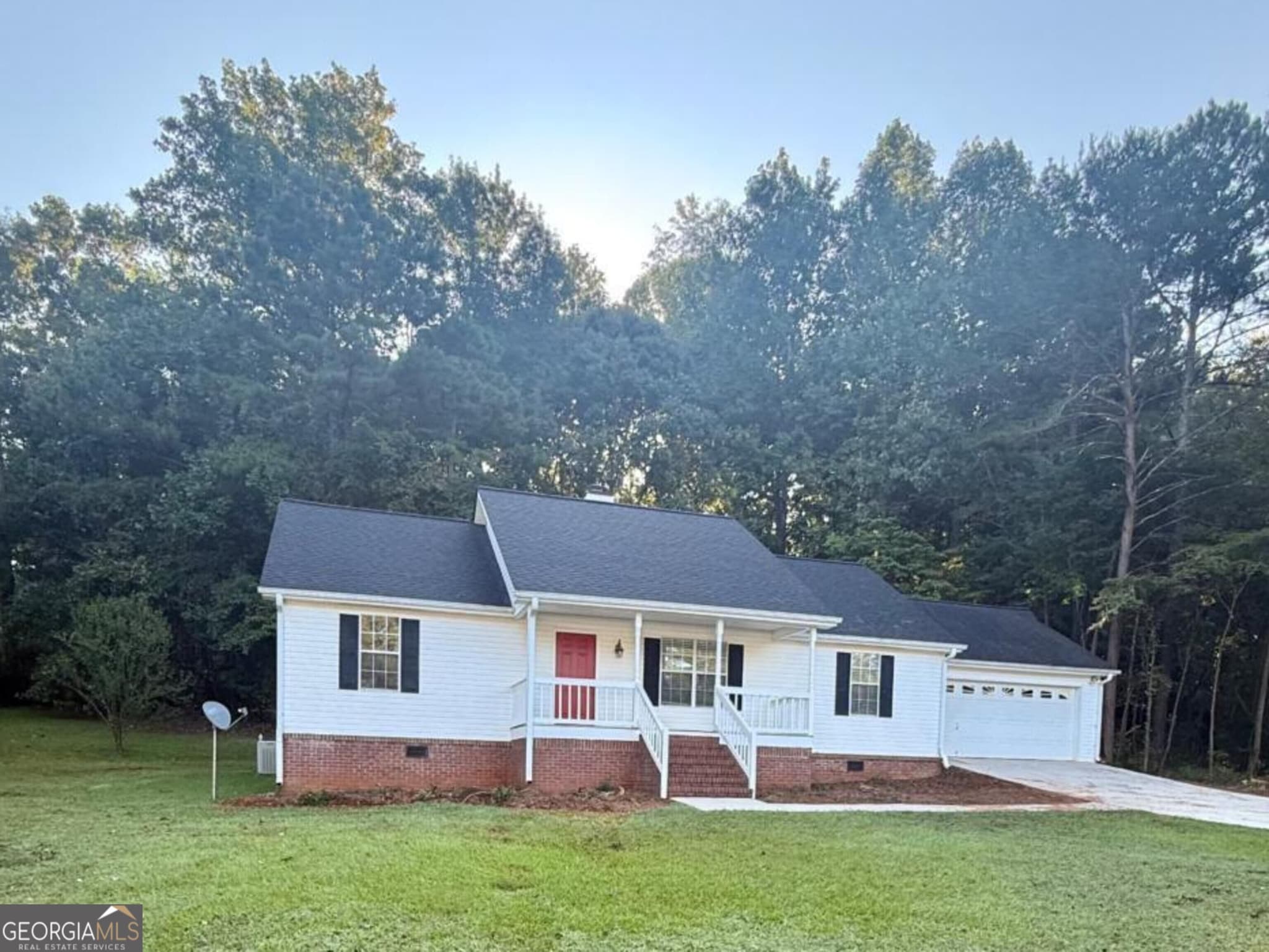 3 bedroom, 2 bathroom, 1,495 sq ft single family residence for rent at 7020 Brookton Lane, Gainesville, GA 30507 for $2,100 a month — photo 1 of 1