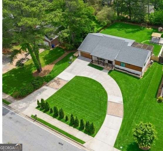 5 bedroom, 3.5 bathroom single family residence for sale at 4130 Lower Roswell Road, Marietta, GA 30068 — photo 2