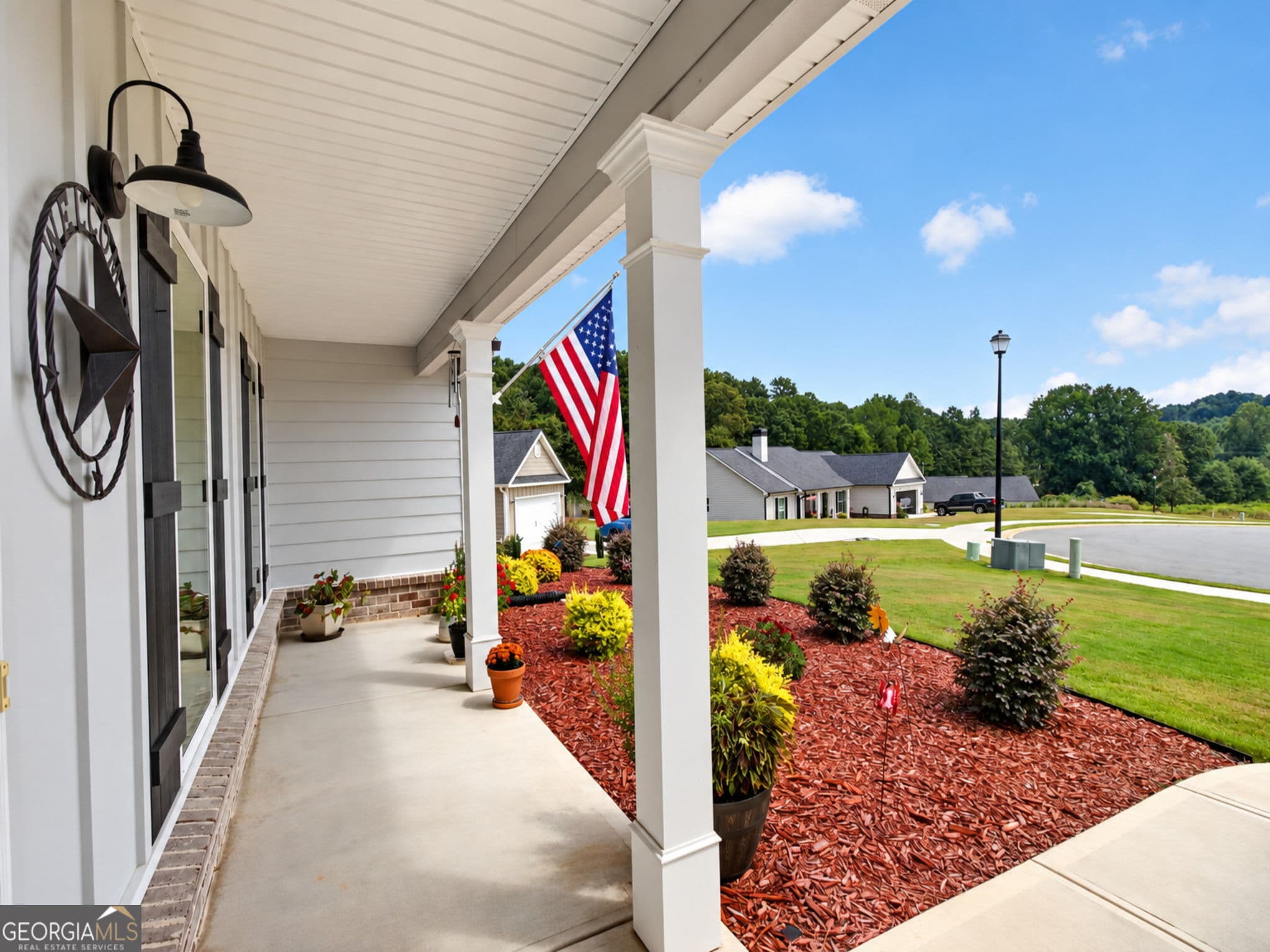 4 bedroom, 3 bathroom, 2,334 sq ft single family residence for sale at 103 Advent Drive, Winder, GA 30680 — photo 4