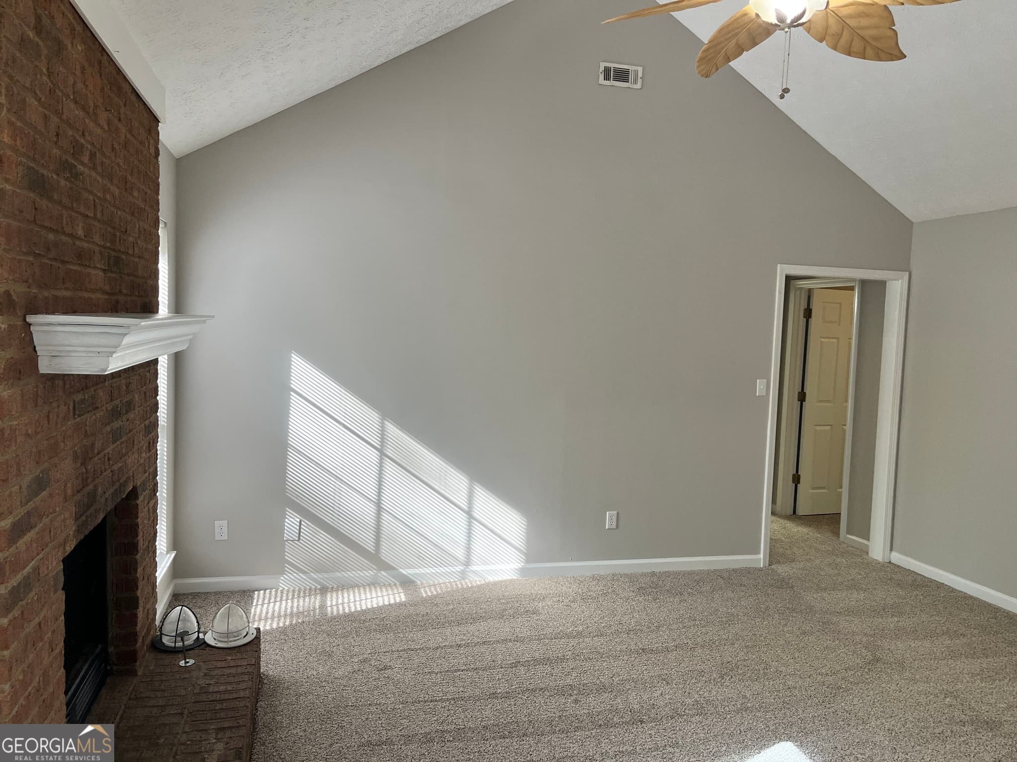 4 bedroom, 2 bathroom, 2,523 sq ft single family residence for rent at 85 Maxwell Place, Newnan, GA 30265 for $2,500 a month — photo 5