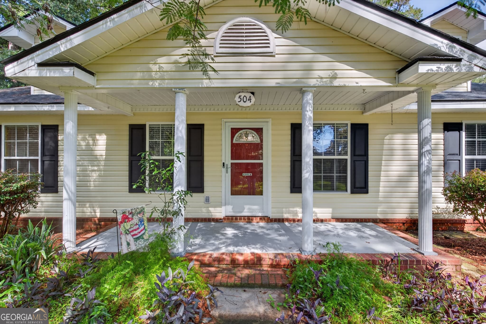 3 bedroom, 2 bathroom single family residence for sale at 504 Lake Drive, Midway, GA 31320 — photo 3