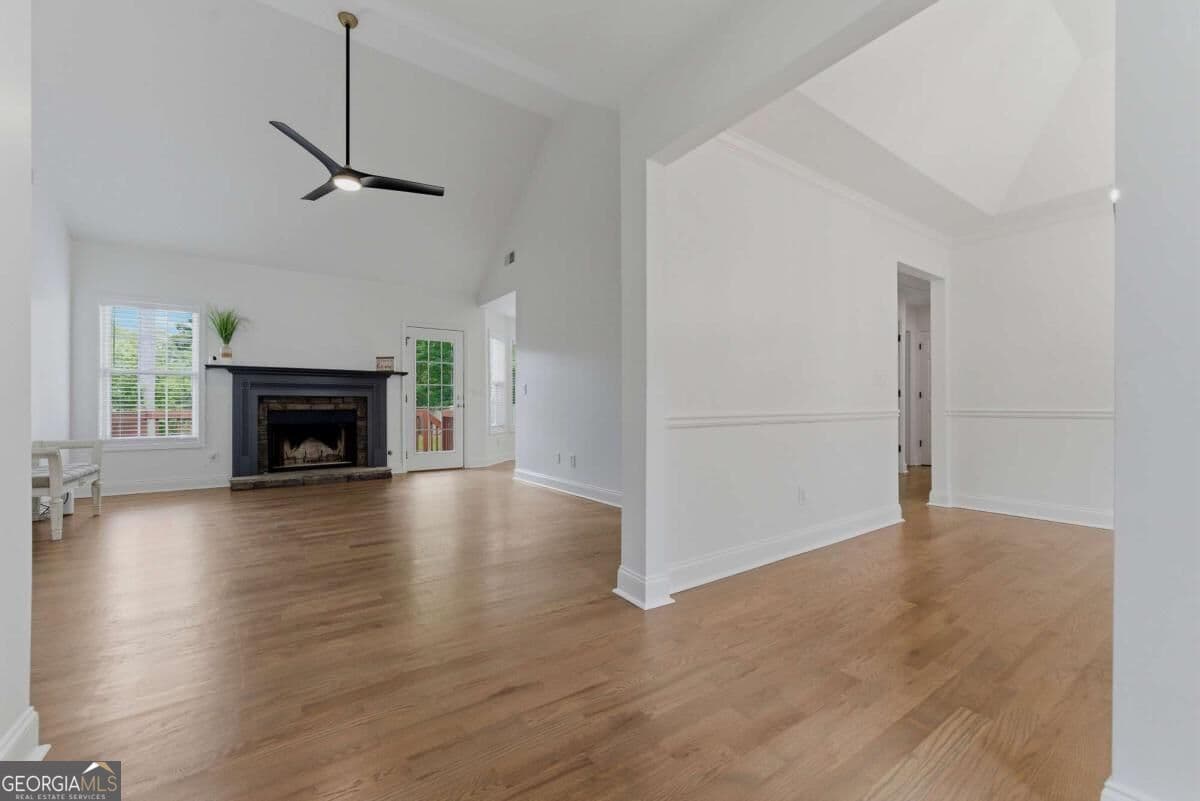 4 bedroom, 3 bathroom, 1,603 sq ft single family residence for sale at 4036 Saint George Walk, Powder Springs, GA 30127 — photo 4