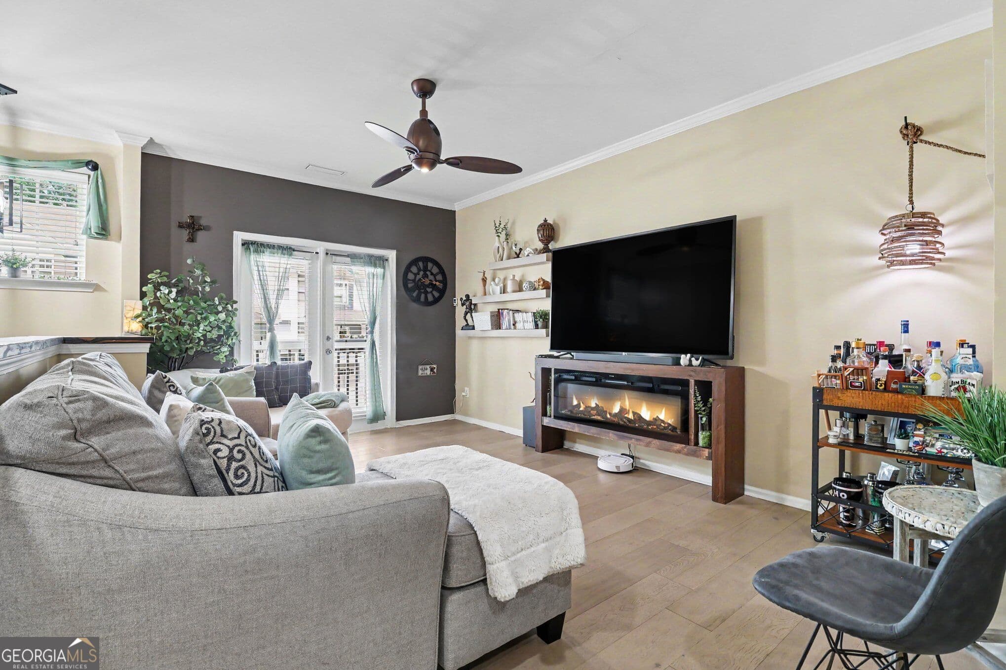 3 bedroom, 3.5 bathroom, 1,326 sq ft townhouse for rent at 1400 Liberty Parkway # 2006, Atlanta, GA 30318 for $3,500 a month — photo 7