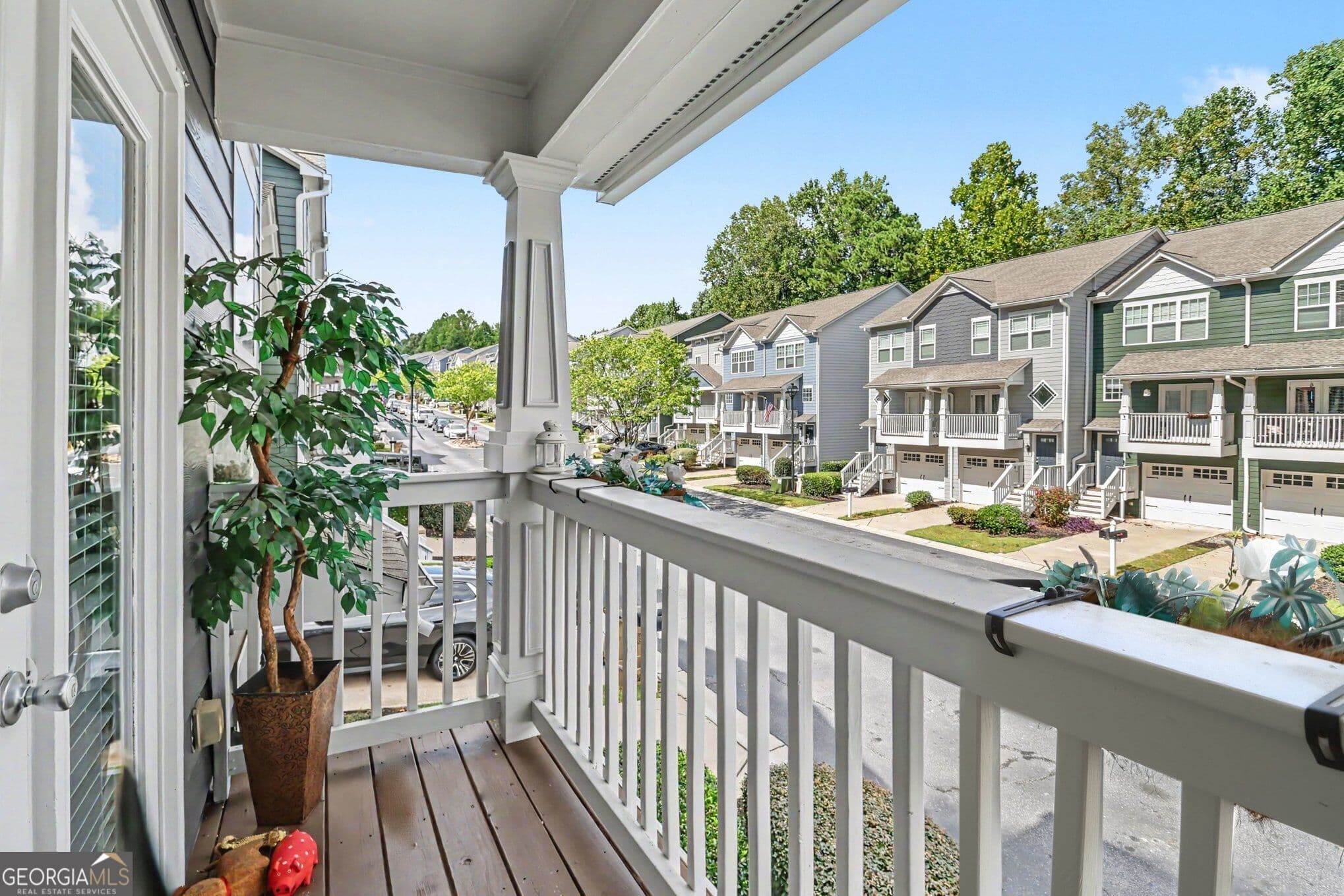 3 bedroom, 3.5 bathroom, 1,326 sq ft townhouse for rent at 1400 Liberty Parkway # 2006, Atlanta, GA 30318 for $3,500 a month — photo 4