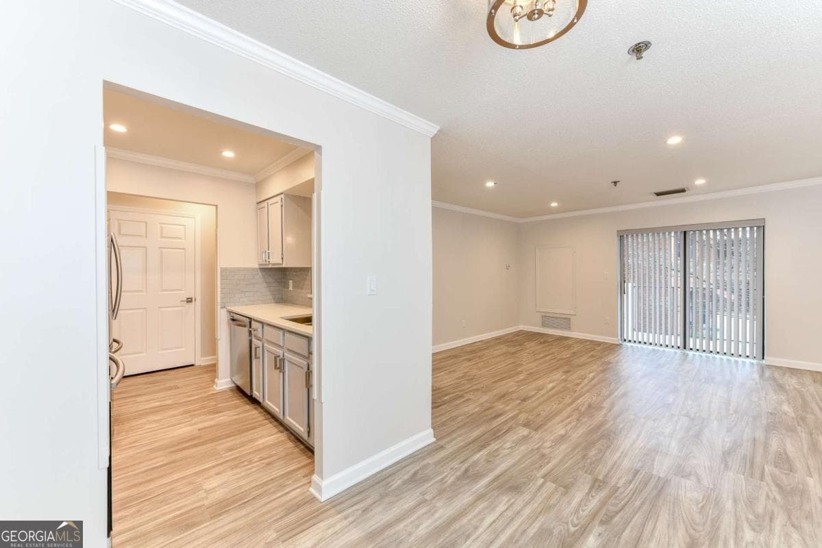 1 bedroom, 1 bathroom, 760 sq ft condominium for rent at 300 Johnson Ferry Road A210, Sandy Springs, GA 30328 for $2,448 a month — photo 8