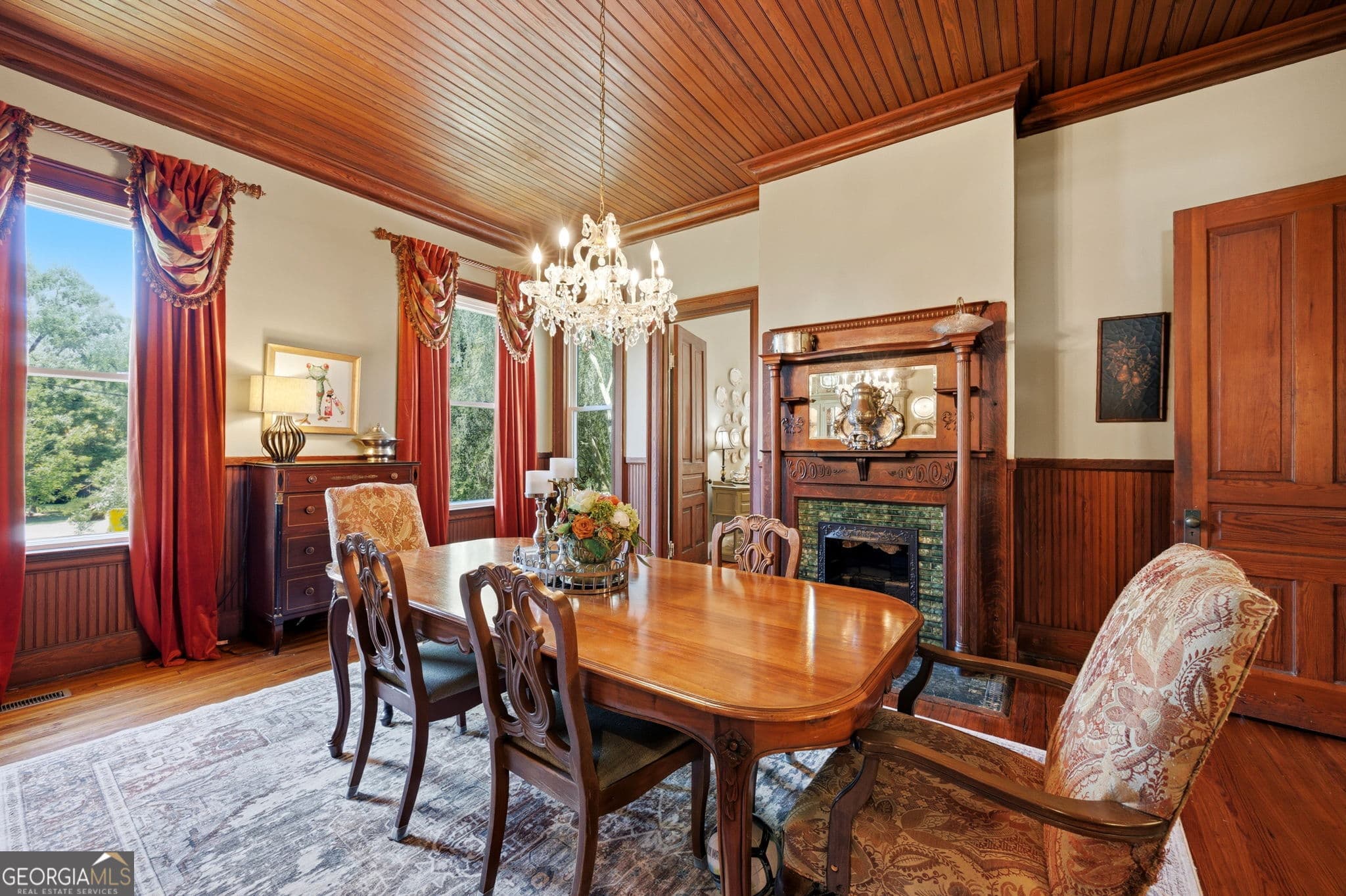 5 bedroom, 3 bathroom, 4,060 sq ft single family residence for sale at 200 W Main Street, Forsyth, GA 31029 — photo 7